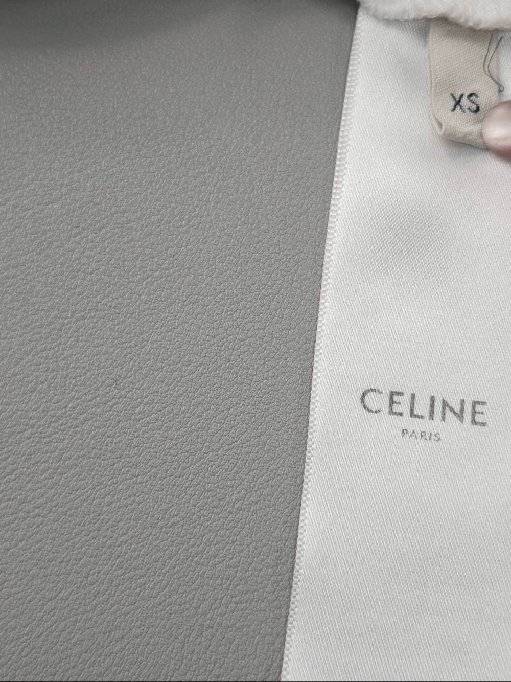 Celine CELINE Logo T-Shirt Size XS Size XS / US 0-2 / IT 36-38 - 4 Thumbnail