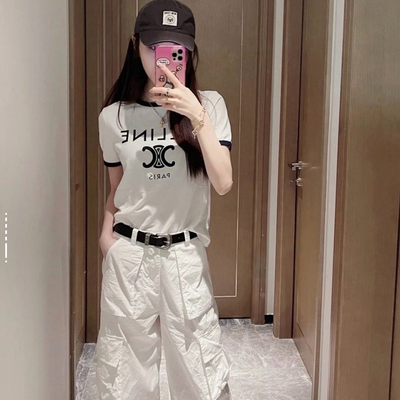 Celine CELINE Logo T-Shirt Size L Size US L / EU 52-54 / 3 - 8 Thumbnail