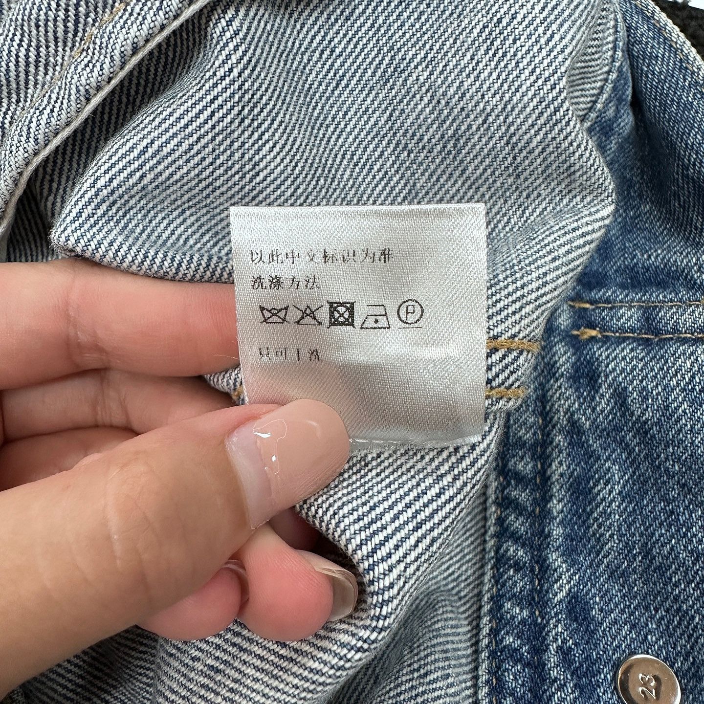 Celine Celine Faded Blue Denim Jacket Size M Size M / US 6-8 / IT 42-44 - 5 Thumbnail