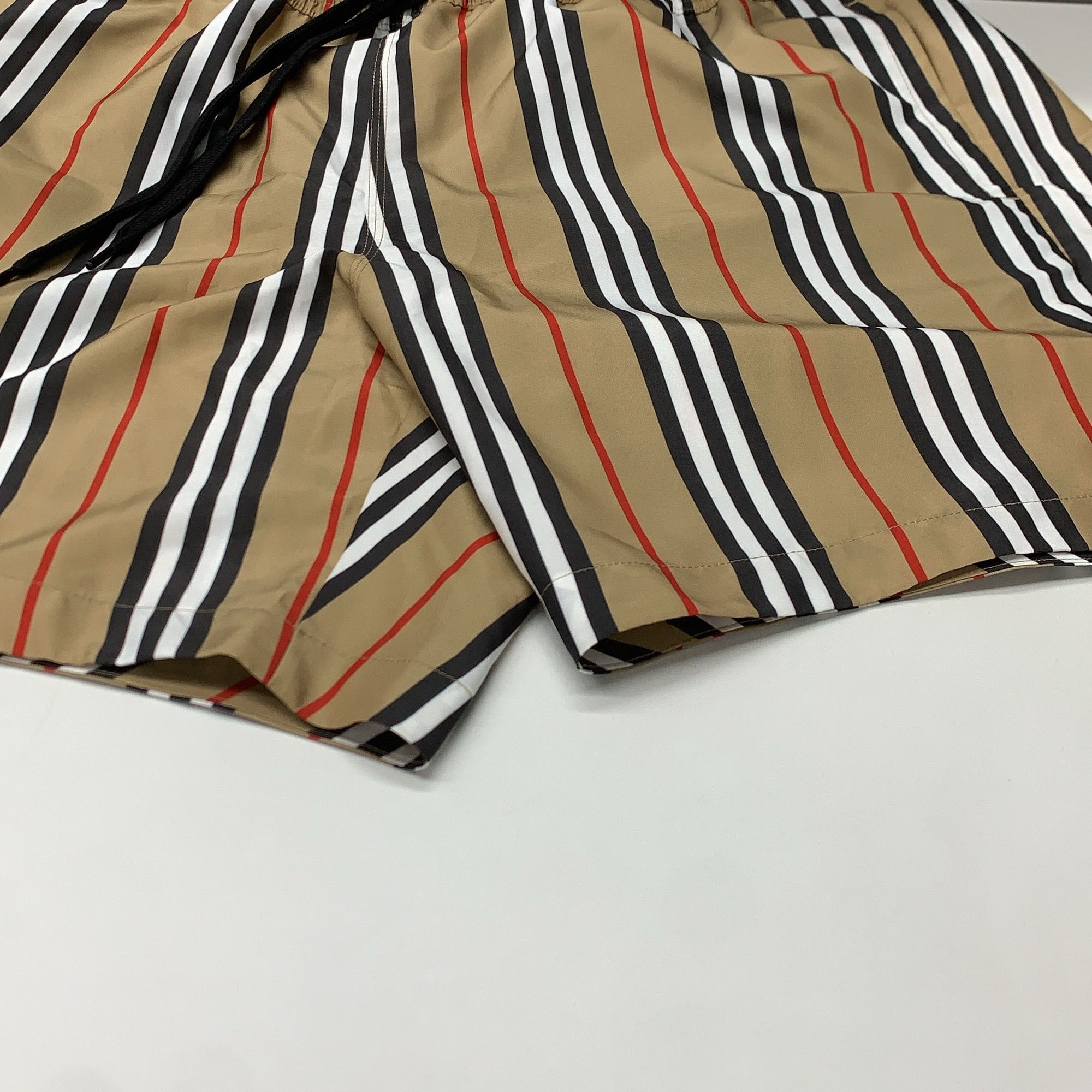 Burberry Burberry Archive Beige Striped Swim Shorts Size M Size US 32 / EU 48 - 6 Thumbnail