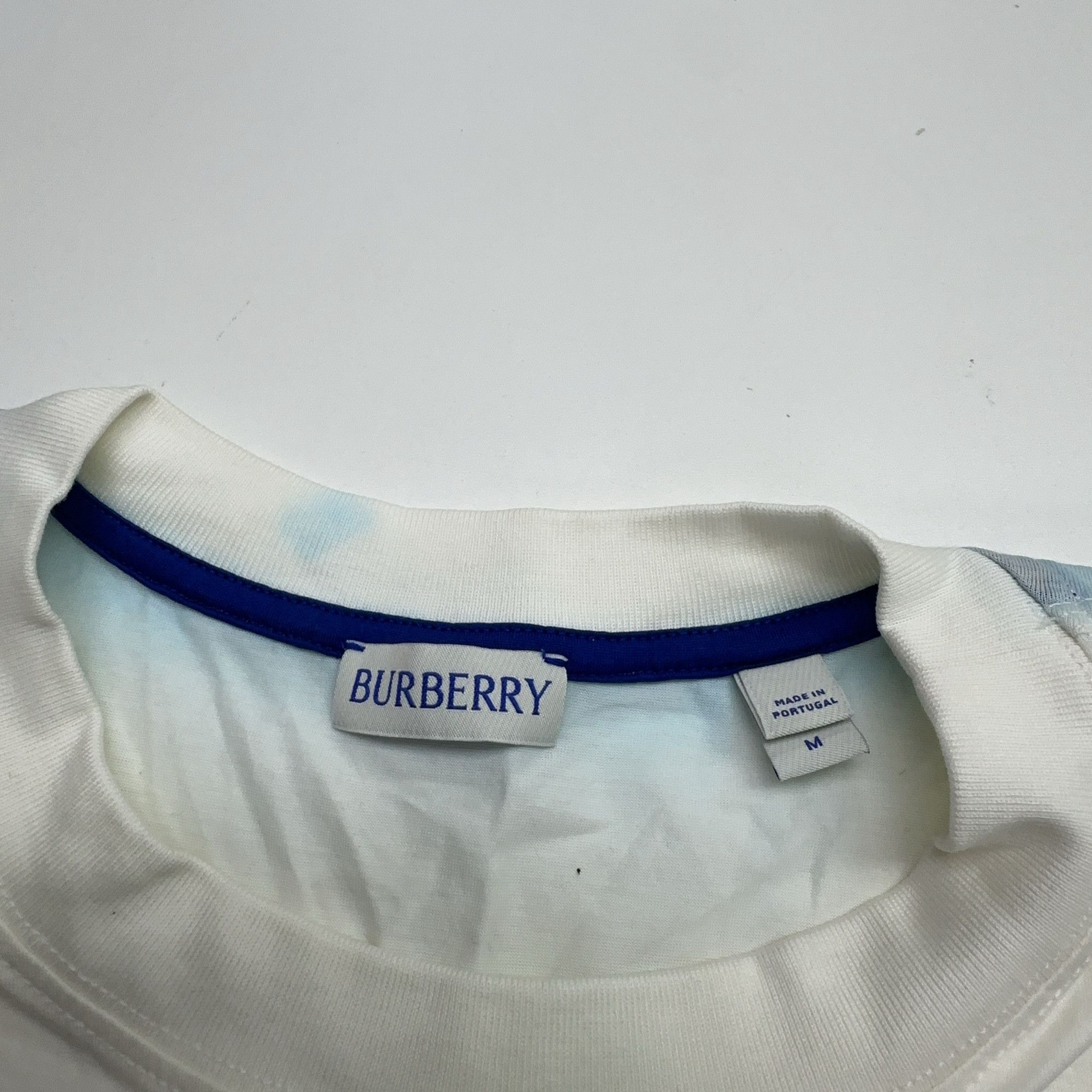 Burberry Burberry Equestrian Logo Short Sleeve T-Shirt Size M Size US M / EU 48-50 / 2 - 3 Thumbnail