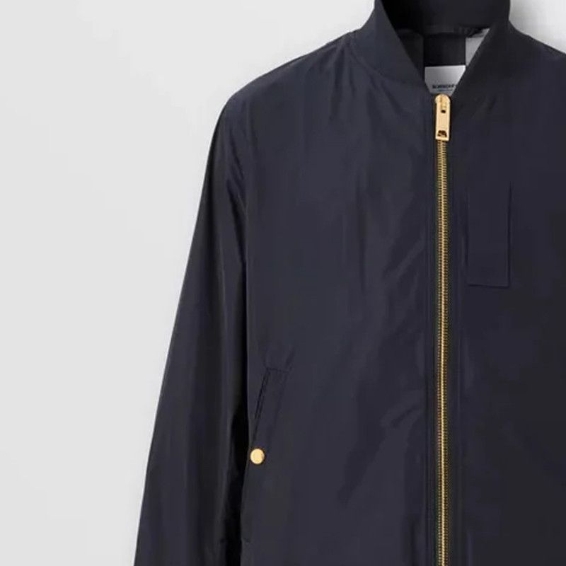 Burberry Burberry Logo Bomber Jacket Size 50 Size US M / EU 48-50 / 2 - 9 Thumbnail