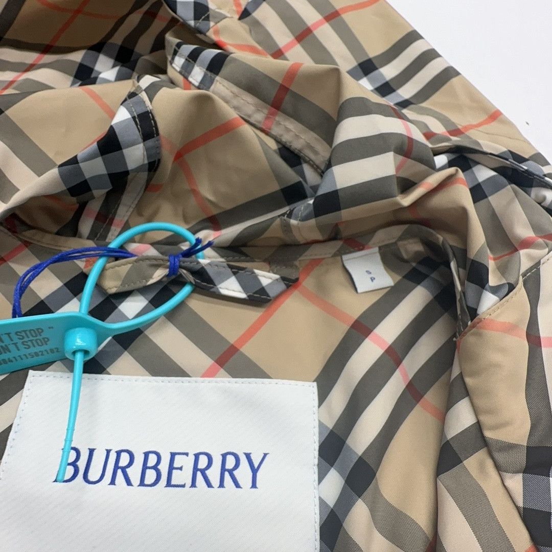 Burberry Burberry Check Hooded Jacket Size S Size S / US 4 / IT 40 - 3 Thumbnail