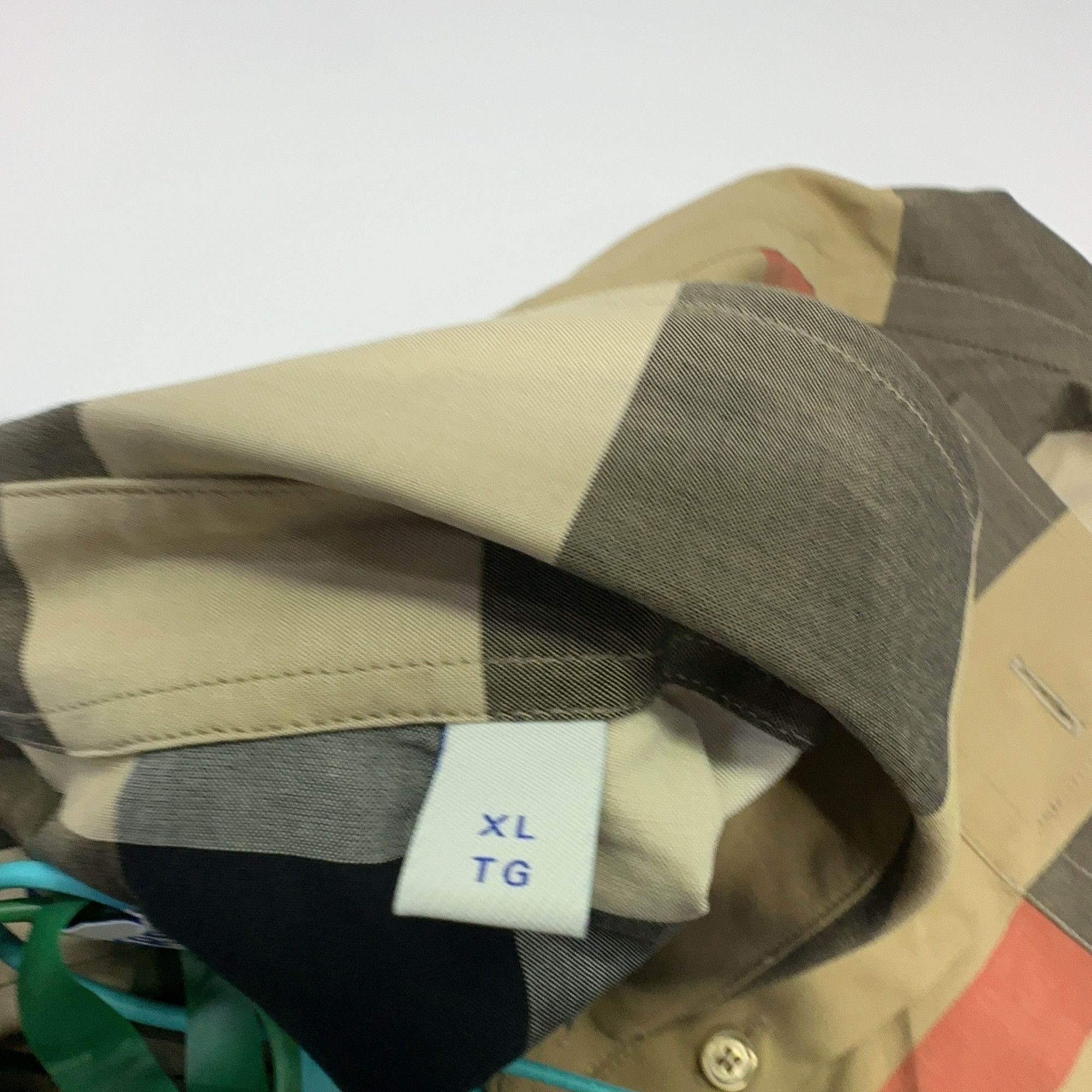 Burberry Burberry Check Long Sleeve Shirt Size XL Size US XL / EU 56 / 4 - 4 Thumbnail