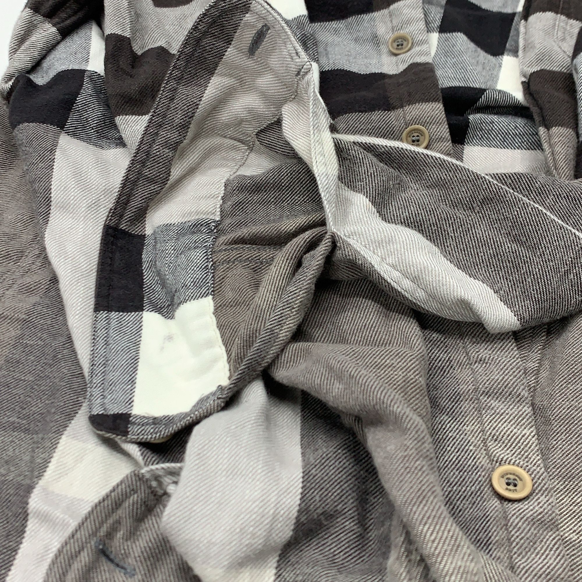 Burberry Burberry Gray Check Button Up Shirt Size M Size US M / EU 48-50 / 2 - 6 Thumbnail