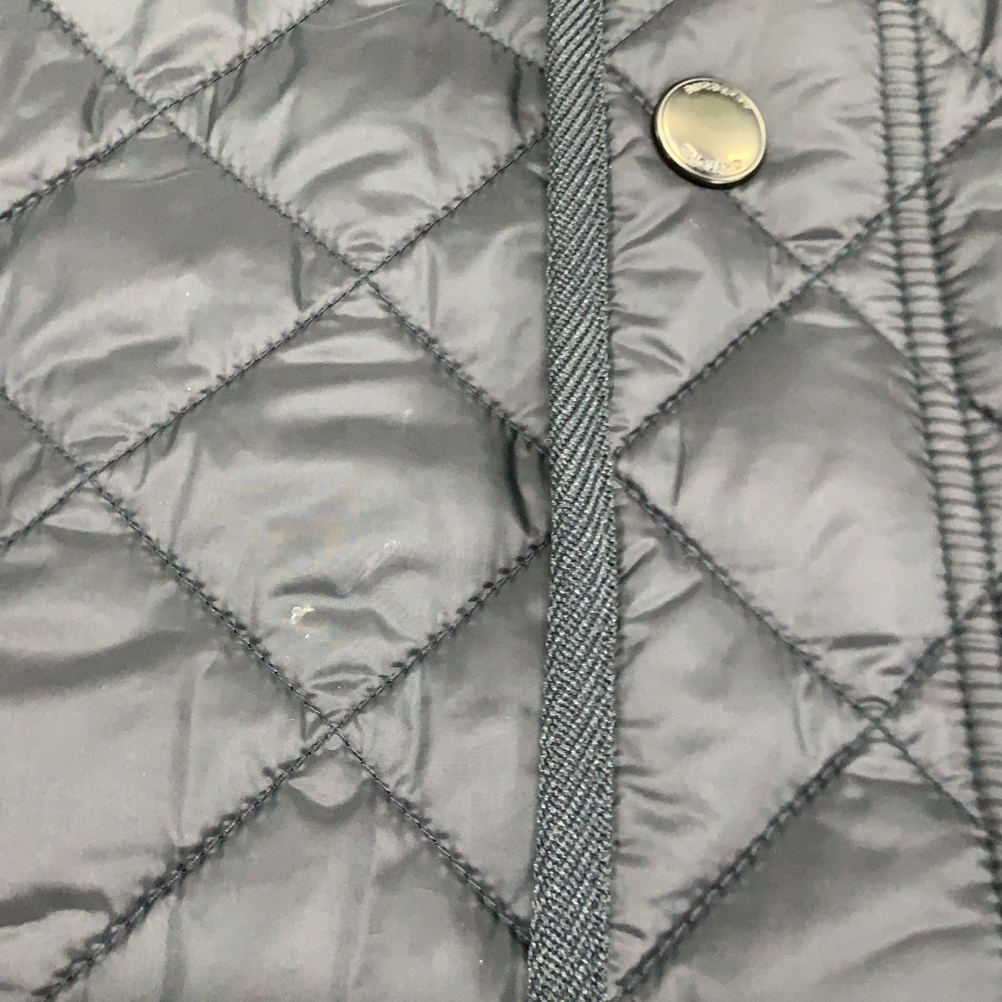 Burberry Burberry Diamond Quilted Jacket Size L Size US L / EU 52-54 / 3 - 6 Thumbnail