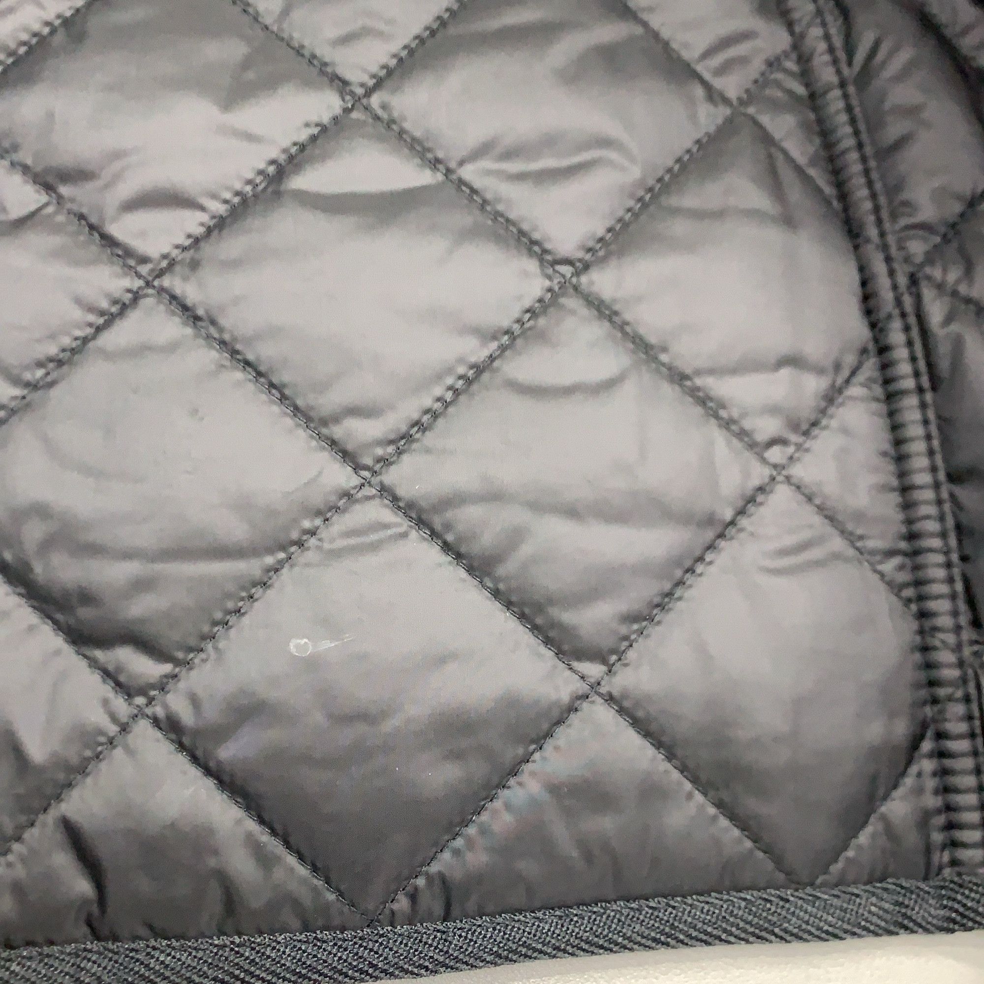 Burberry Burberry Diamond Quilted Jacket Size L Size US L / EU 52-54 / 3 - 9 Thumbnail