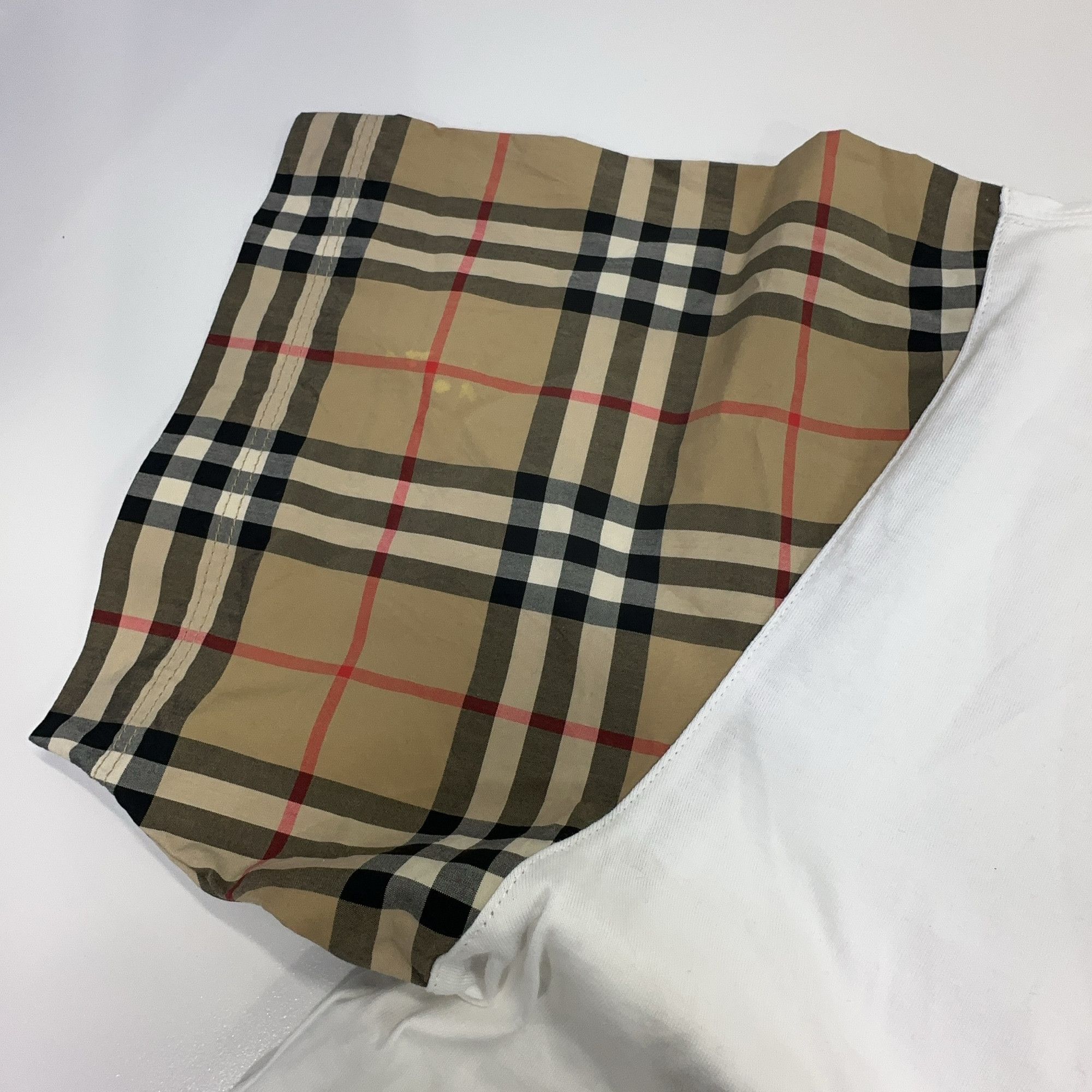 Burberry Burberry Check Sleeve T-Shirt Size L Size L / US 10 / IT 46 - 12 Thumbnail