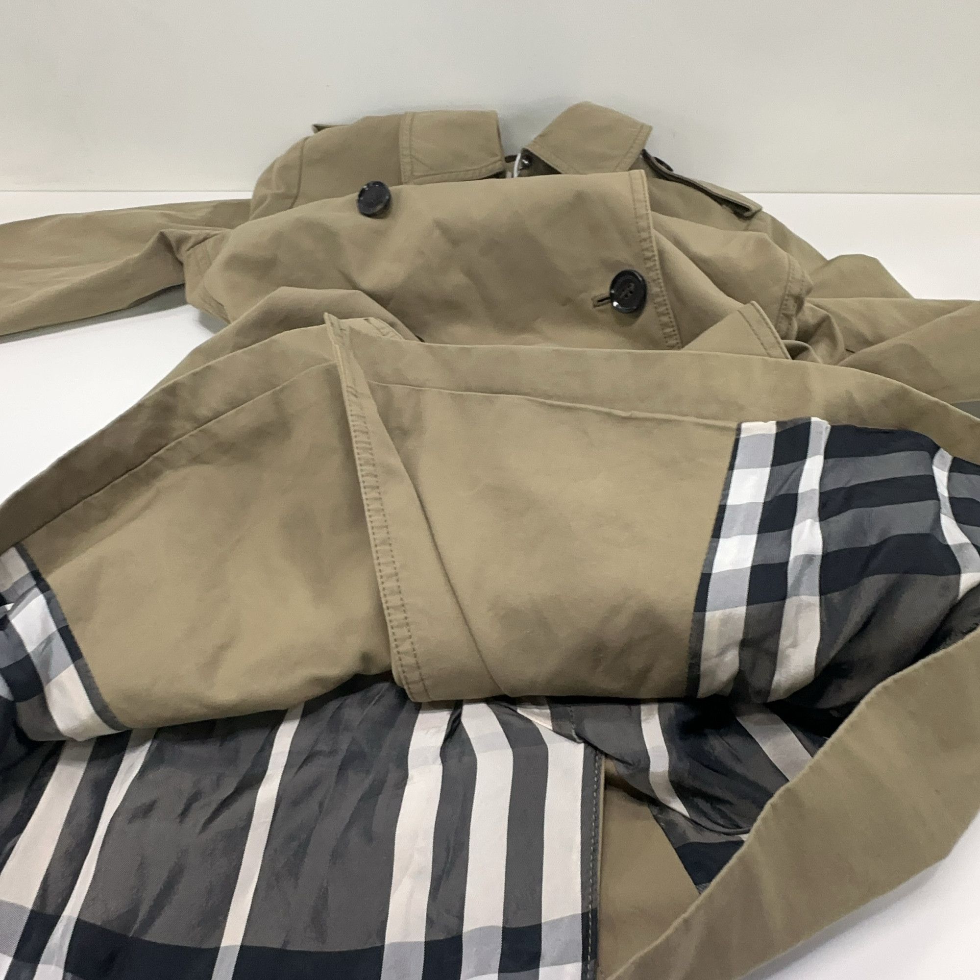 Burberry Burberry Beige Trench Coat Size US 4 Size S / US 4 / IT 40 - 7 Thumbnail