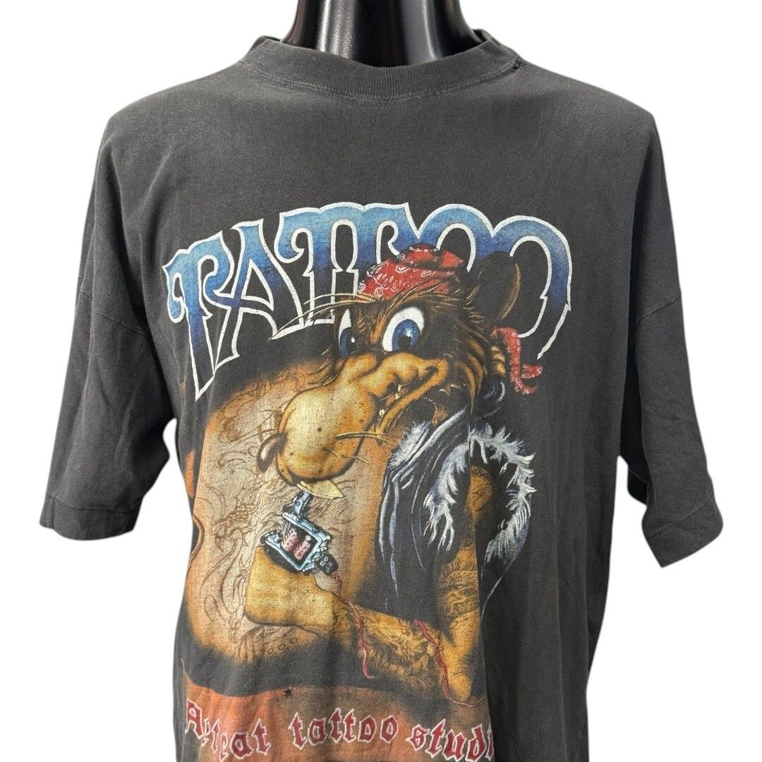 Vintage TATTOO STUDIO 90s WOLF T-Shirt Size XL Size US XL / EU 56 / 4 - 2 Thumbnail