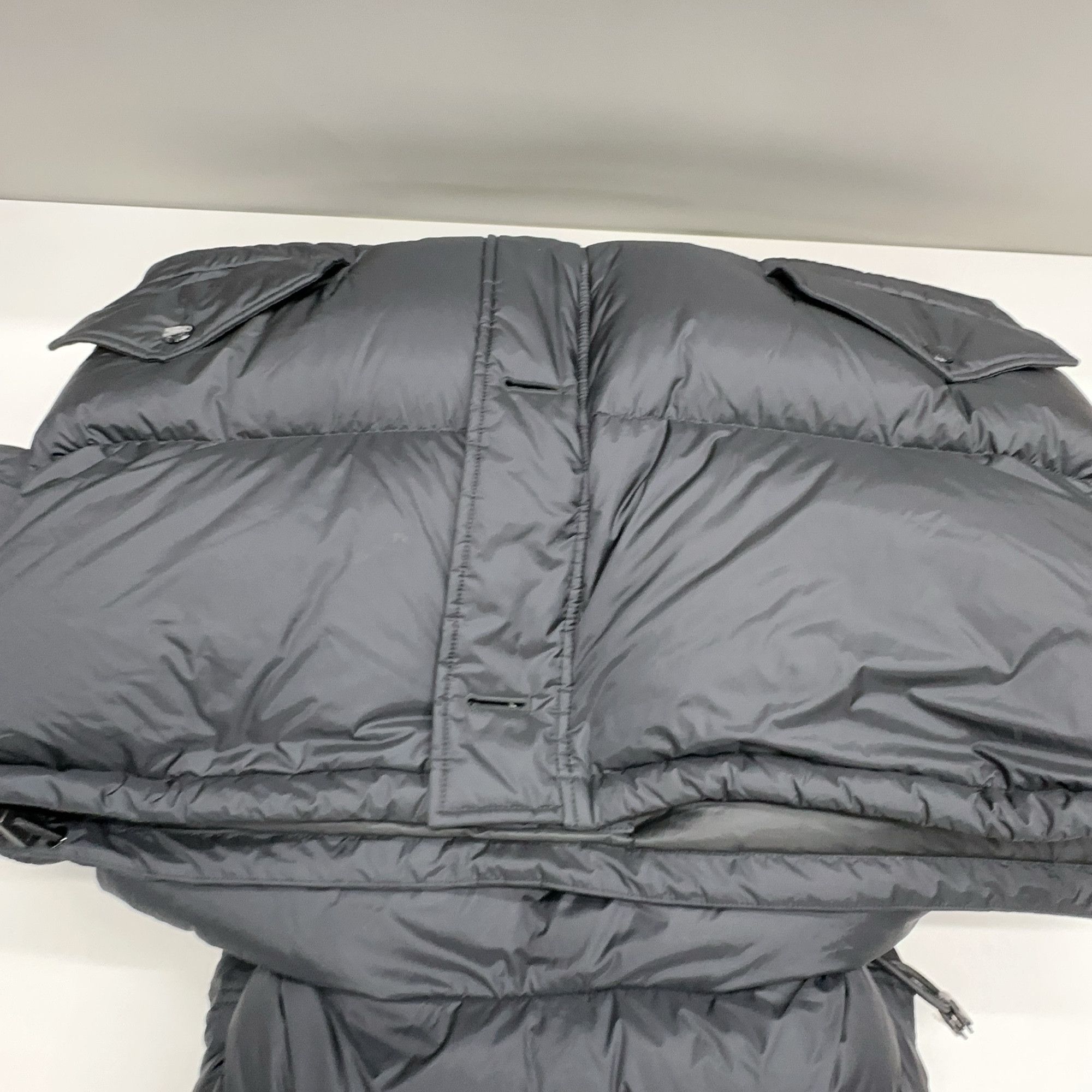 Burberry Burberry Check Lined Down Jacket Size M Size US M / EU 48-50 / 2 - 12 Thumbnail