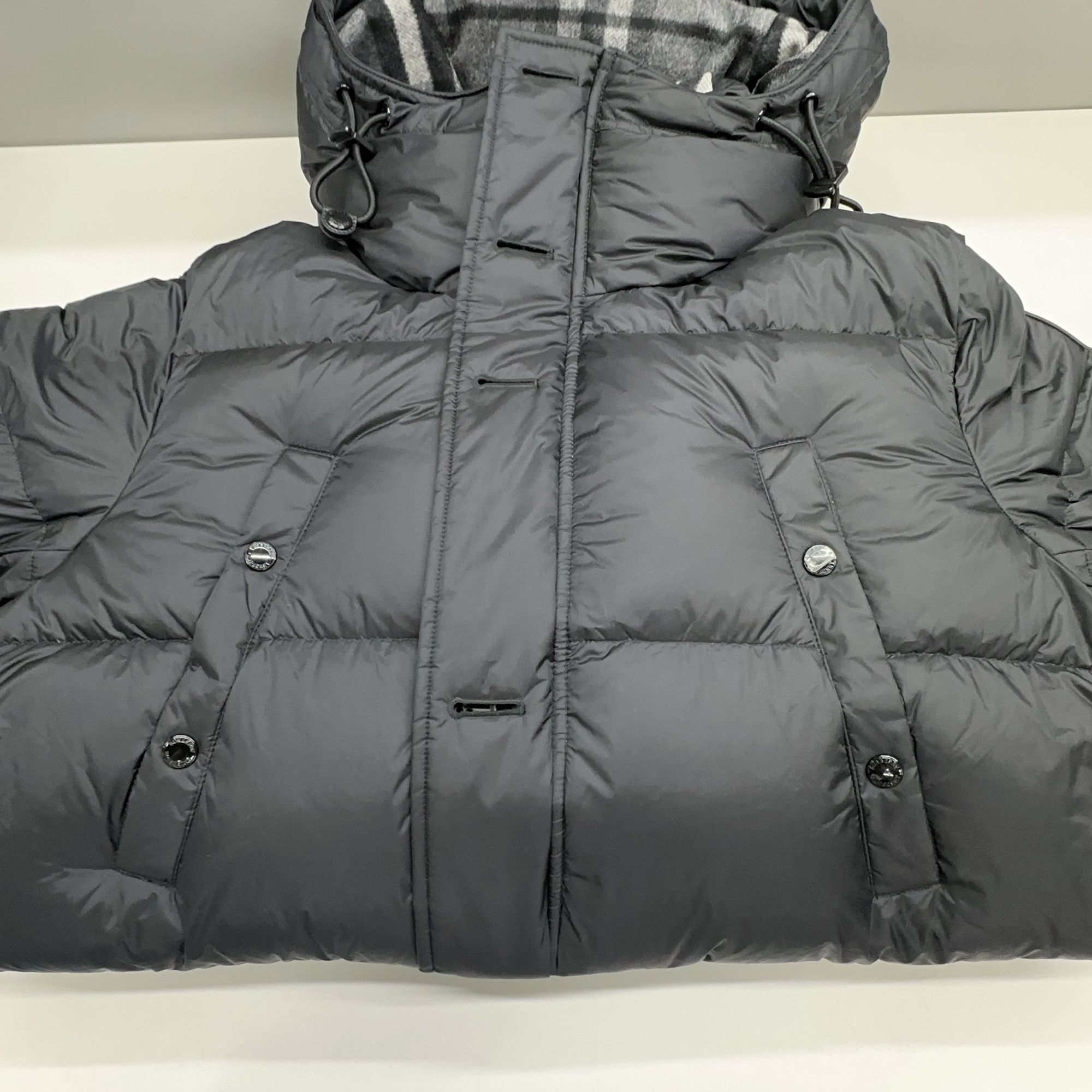 Burberry Burberry Check Lined Down Jacket Size M Size US M / EU 48-50 / 2 - 11 Thumbnail