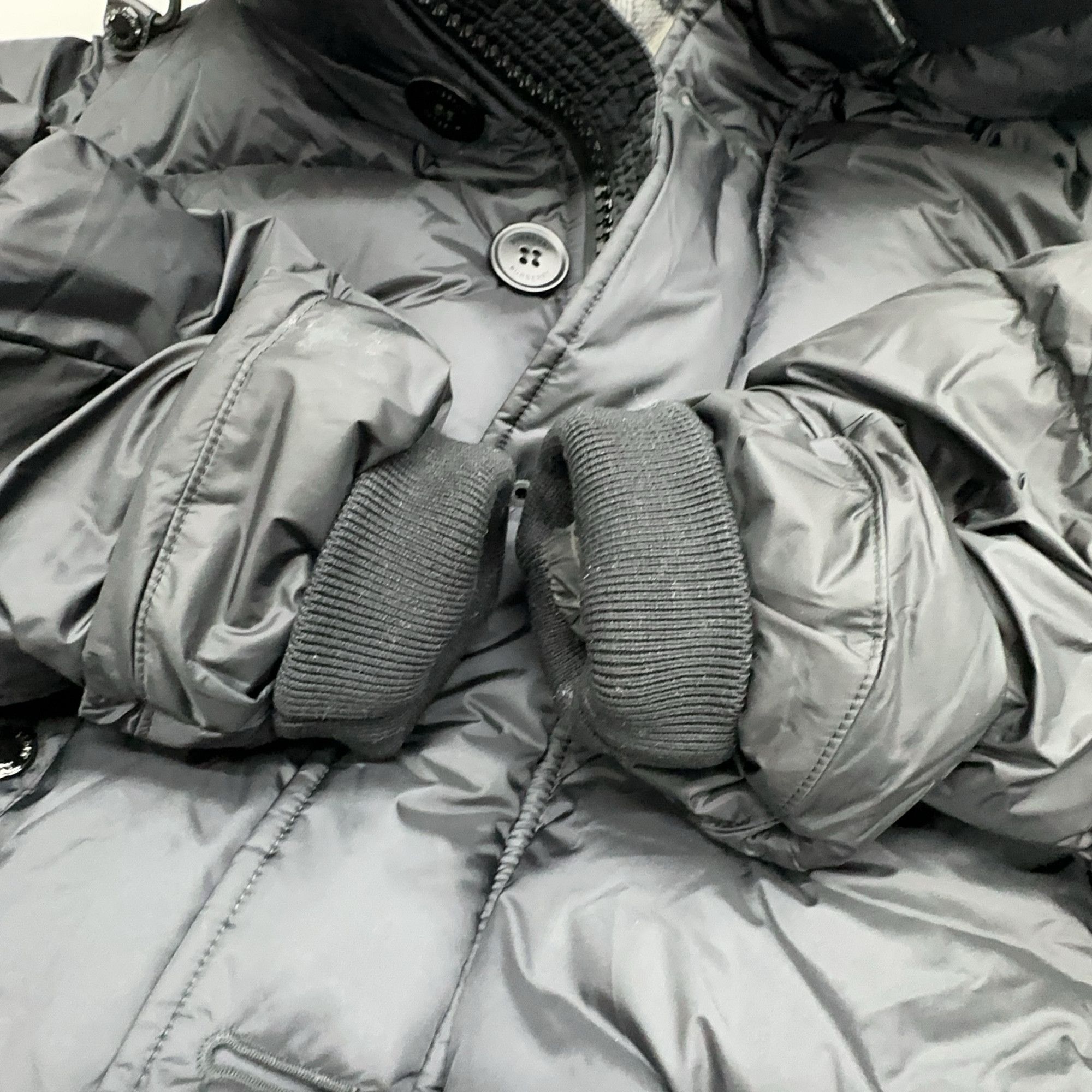 Burberry Burberry Check Lined Down Jacket Size M Size US M / EU 48-50 / 2 - 8 Thumbnail