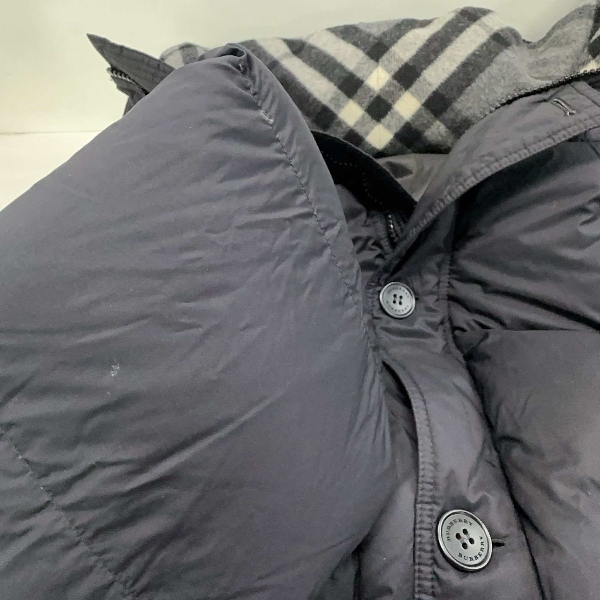 Burberry Burberry Check Hooded Down Coat Size M Size US M / EU 48-50 / 2 - 13 Thumbnail