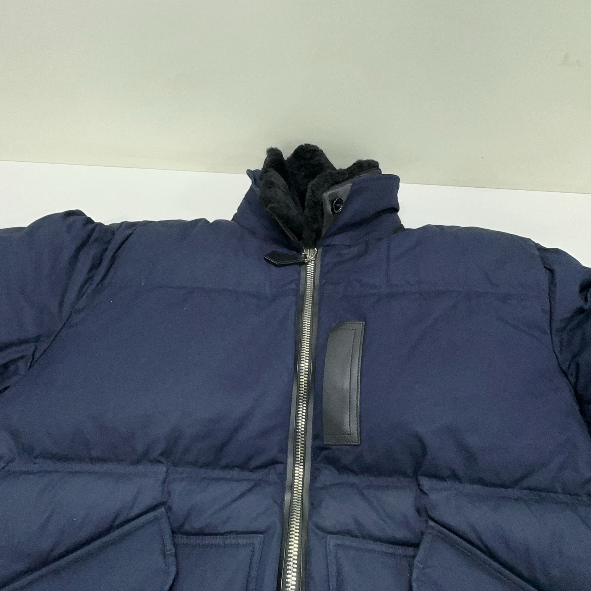 Burberry Burberry Shearling Collar Down Jacket Size M Size US M / EU 48-50 / 2 - 9 Thumbnail