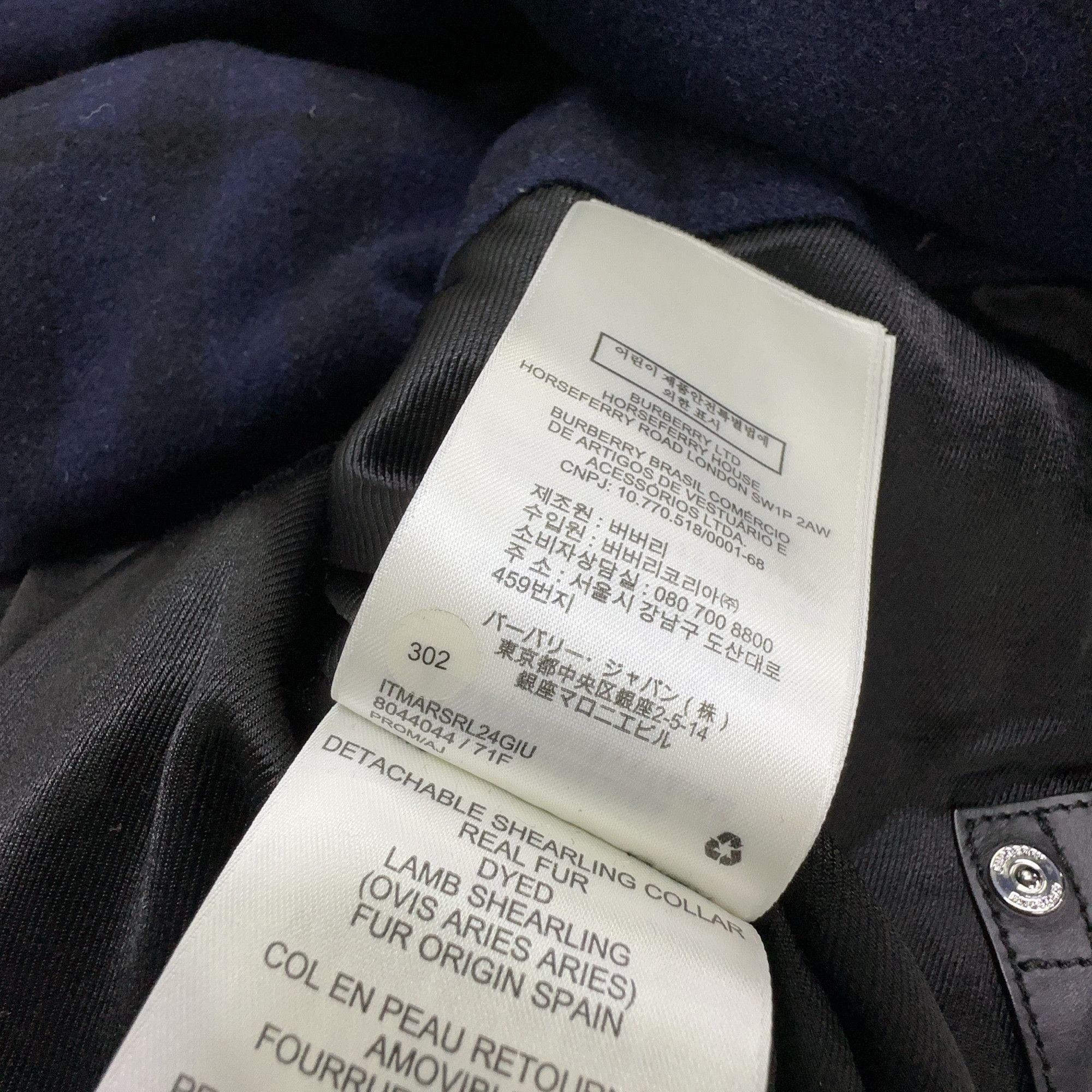 Burberry Burberry Shearling Collar Down Jacket Size M Size US M / EU 48-50 / 2 - 3 Thumbnail