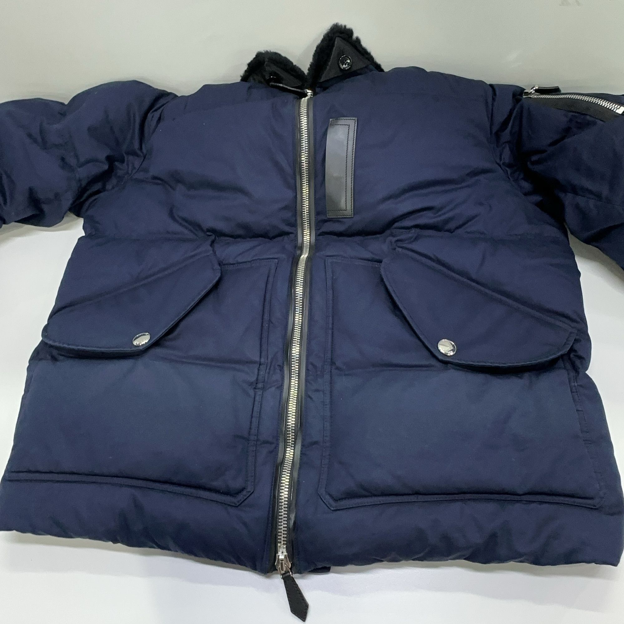 Burberry Burberry Shearling Collar Down Jacket Size M Size US M / EU 48-50 / 2 - 10 Thumbnail