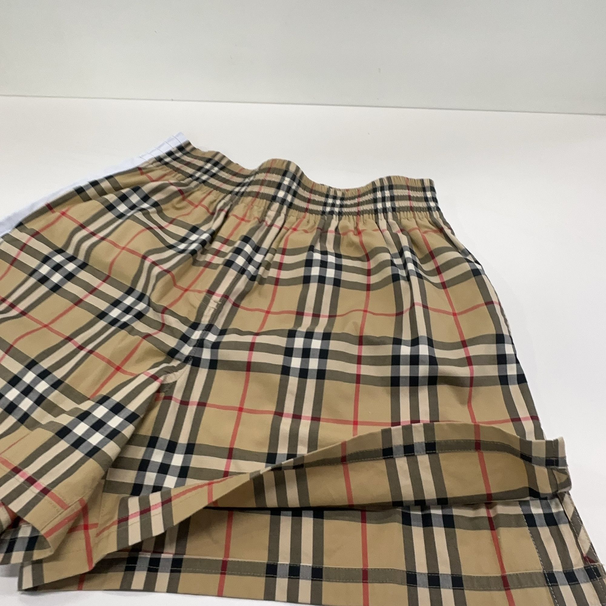 Burberry Burberry Check Cotton Shorts Size UK 6 Size 26" / US 2 / IT 38 - 8 Thumbnail