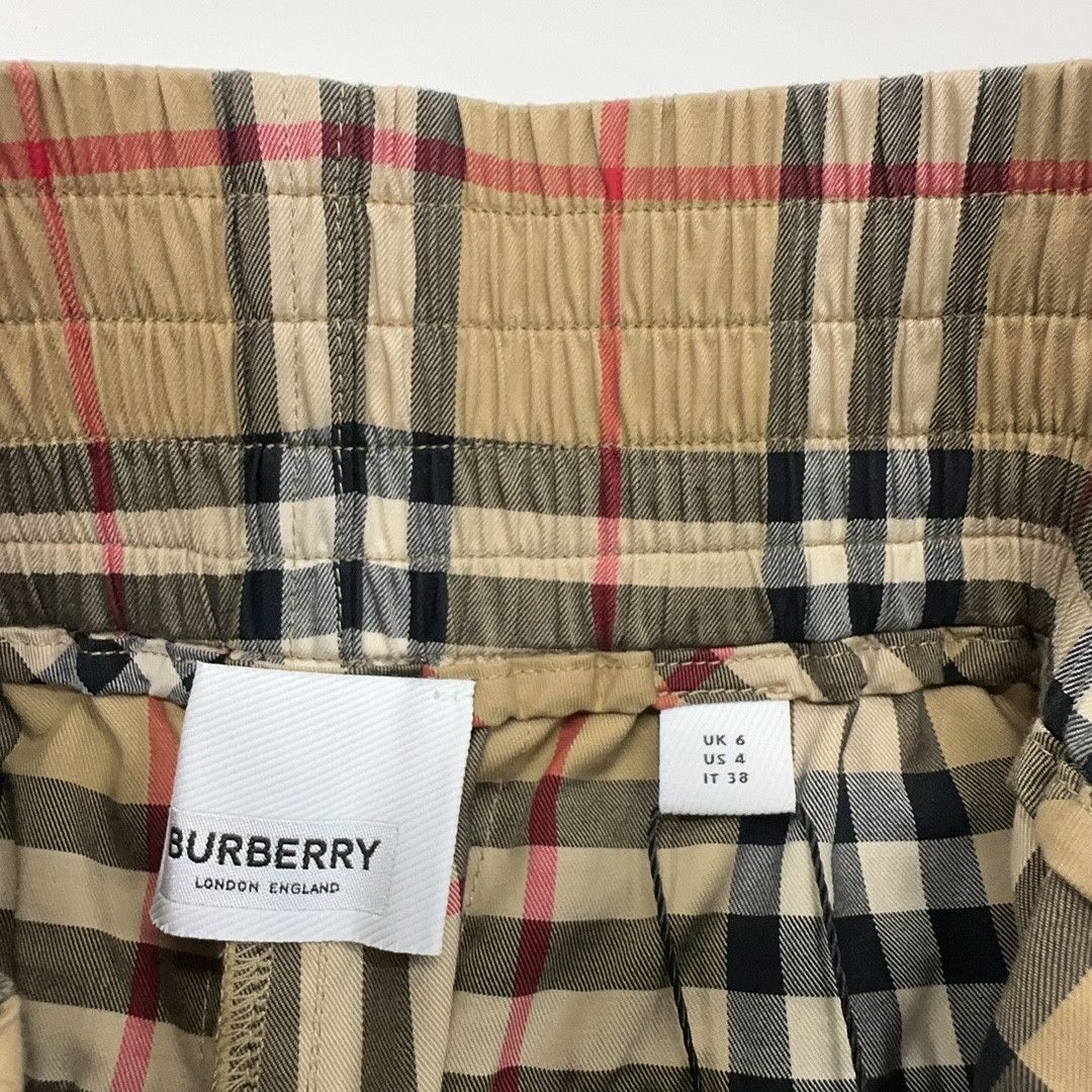 Burberry Burberry Check Cotton Shorts Size UK 6 Size 26" / US 2 / IT 38 - 4 Thumbnail