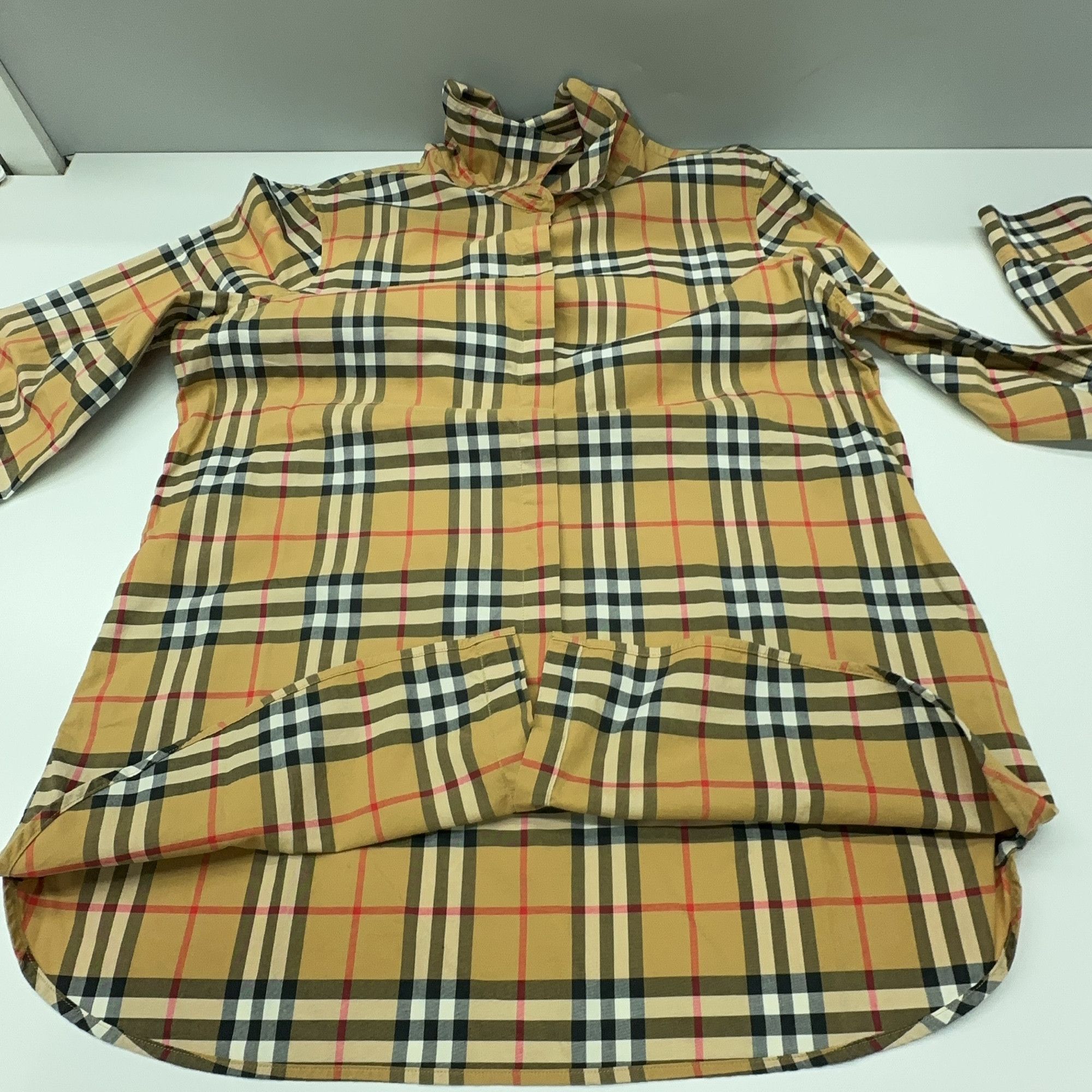 Burberry Burberry Classic Check Button Up Shirt Size 8 Size M / US 6-8 / IT 42-44 - 6 Thumbnail