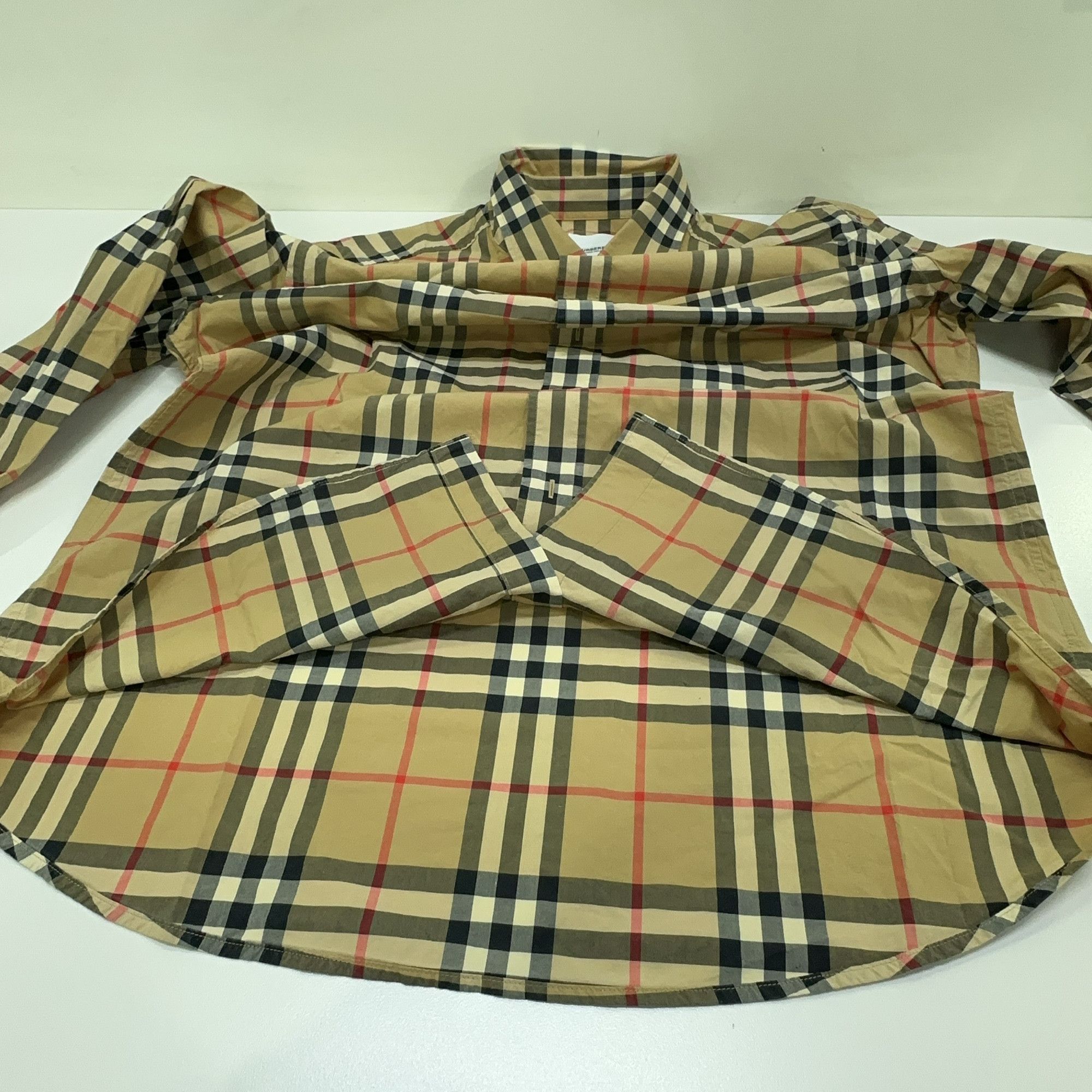 Burberry Burberry Classic Check Long Sleeve Button Up Shirt Size M Size US M / EU 48-50 / 2 - 8 Thumbnail