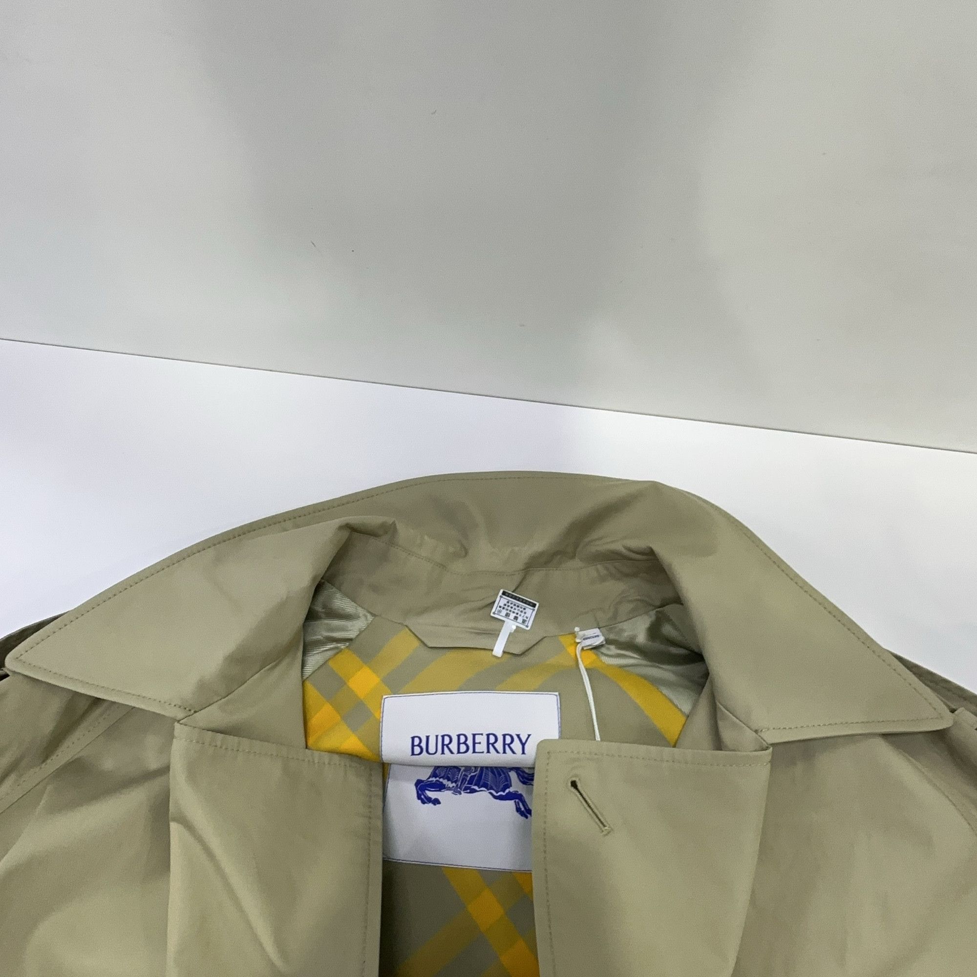 Burberry Burberry Double Breasted Trench Coat Size 50 Size US M / EU 48-50 / 2 - 8 Thumbnail