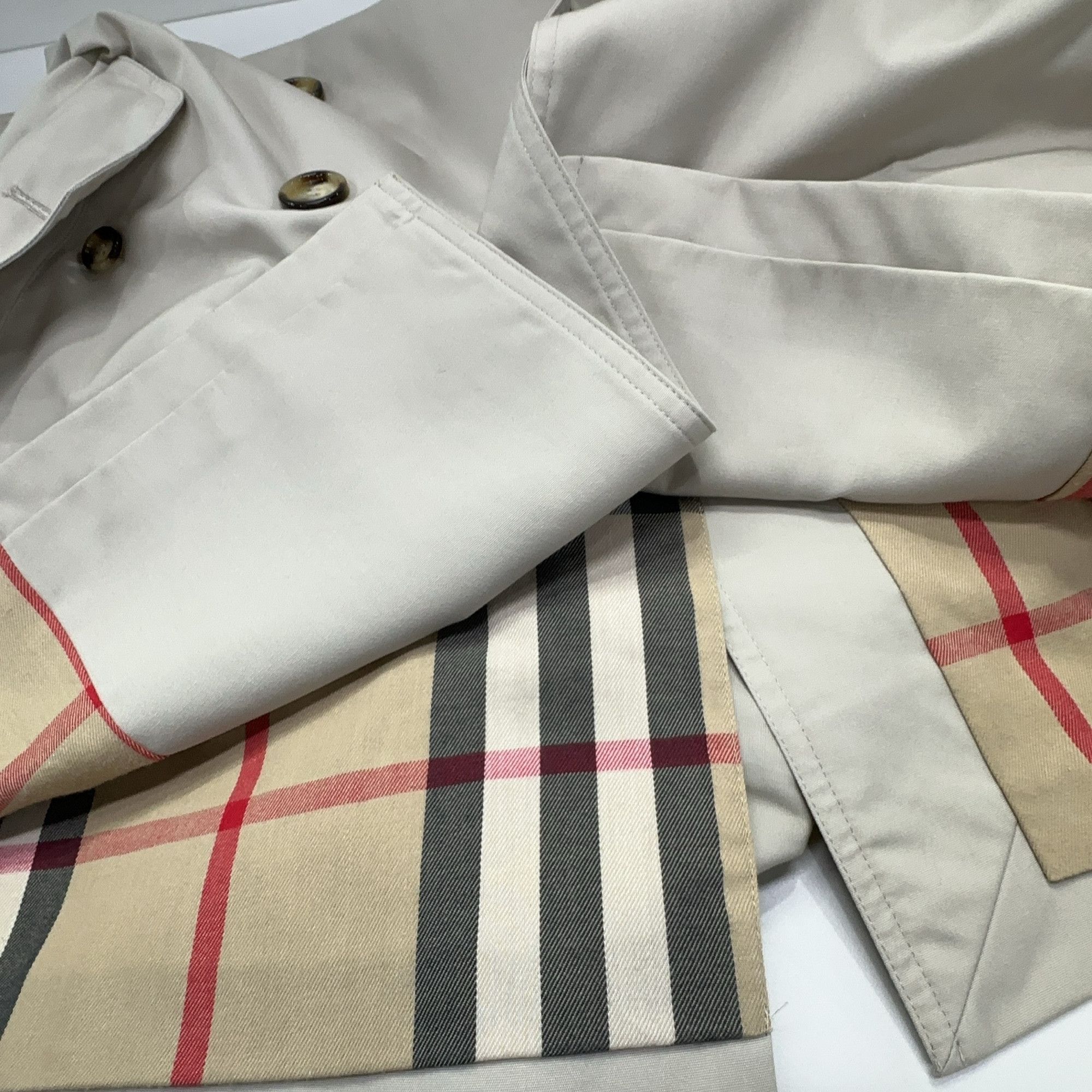 Burberry Burberry Beige Trench Coat Size 2 Size XS / US 0-2 / IT 36-38 - 8 Thumbnail