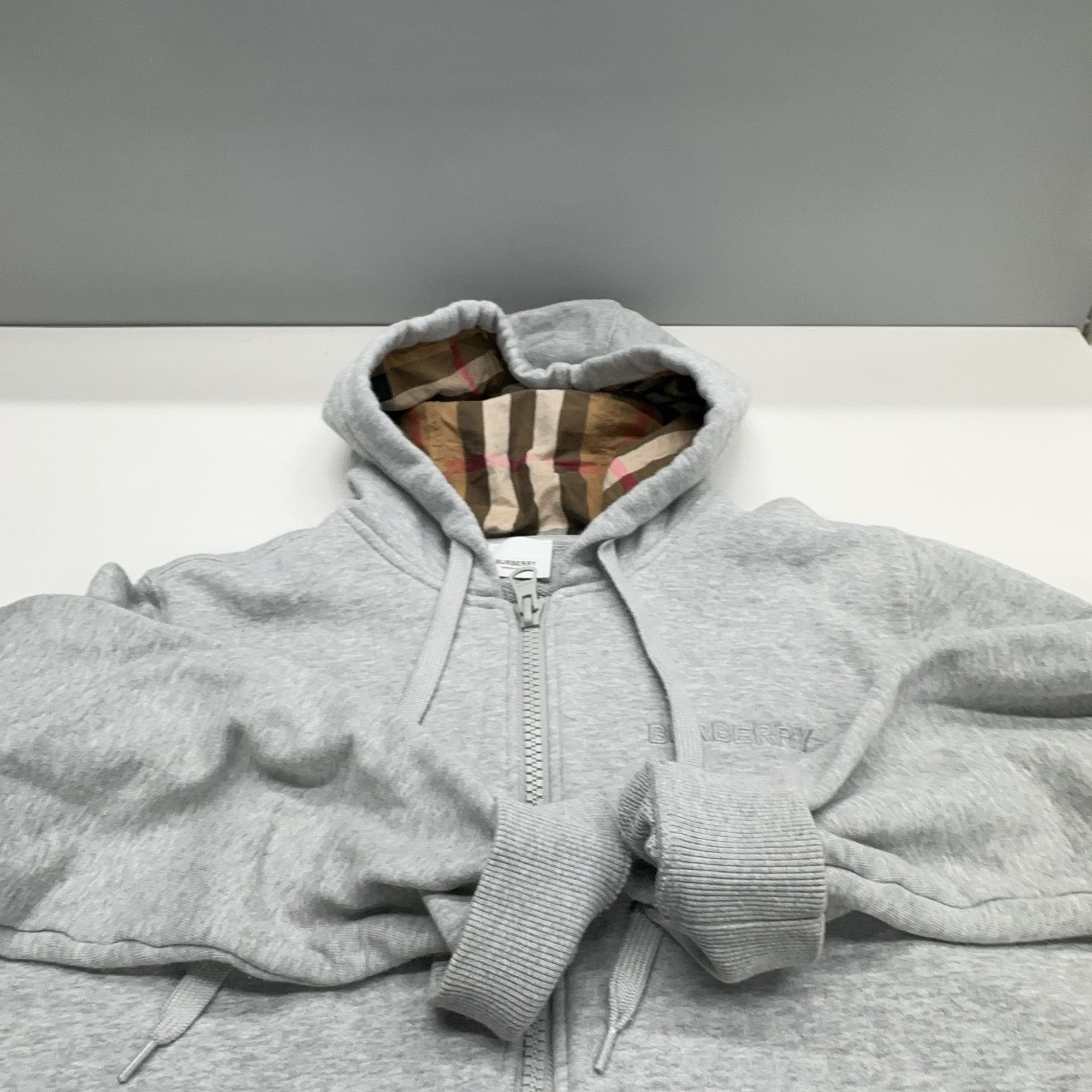 Burberry Burberry Check Lined Zip Hoodie Size S Size US S / EU 44-46 / 1 - 8 Thumbnail