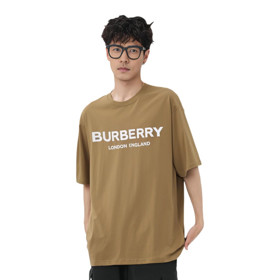Burberry Burberry Logo Print T-Shirt Size M Size US M / EU 48-50 / 2 - 8 Thumbnail