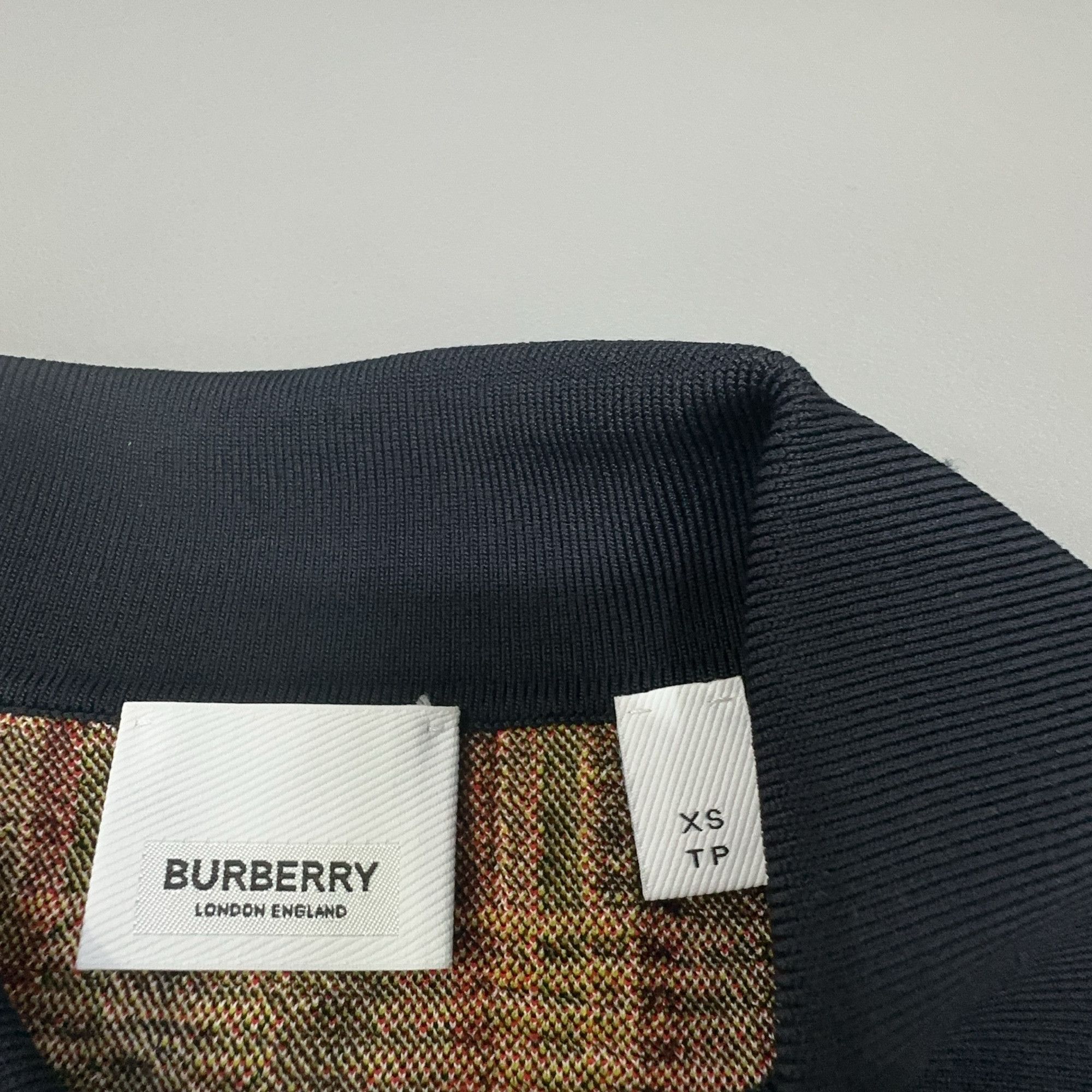 Burberry Burberry Plaid Polo Size XS Size XS / US 0-2 / IT 36-38 - 4 Thumbnail