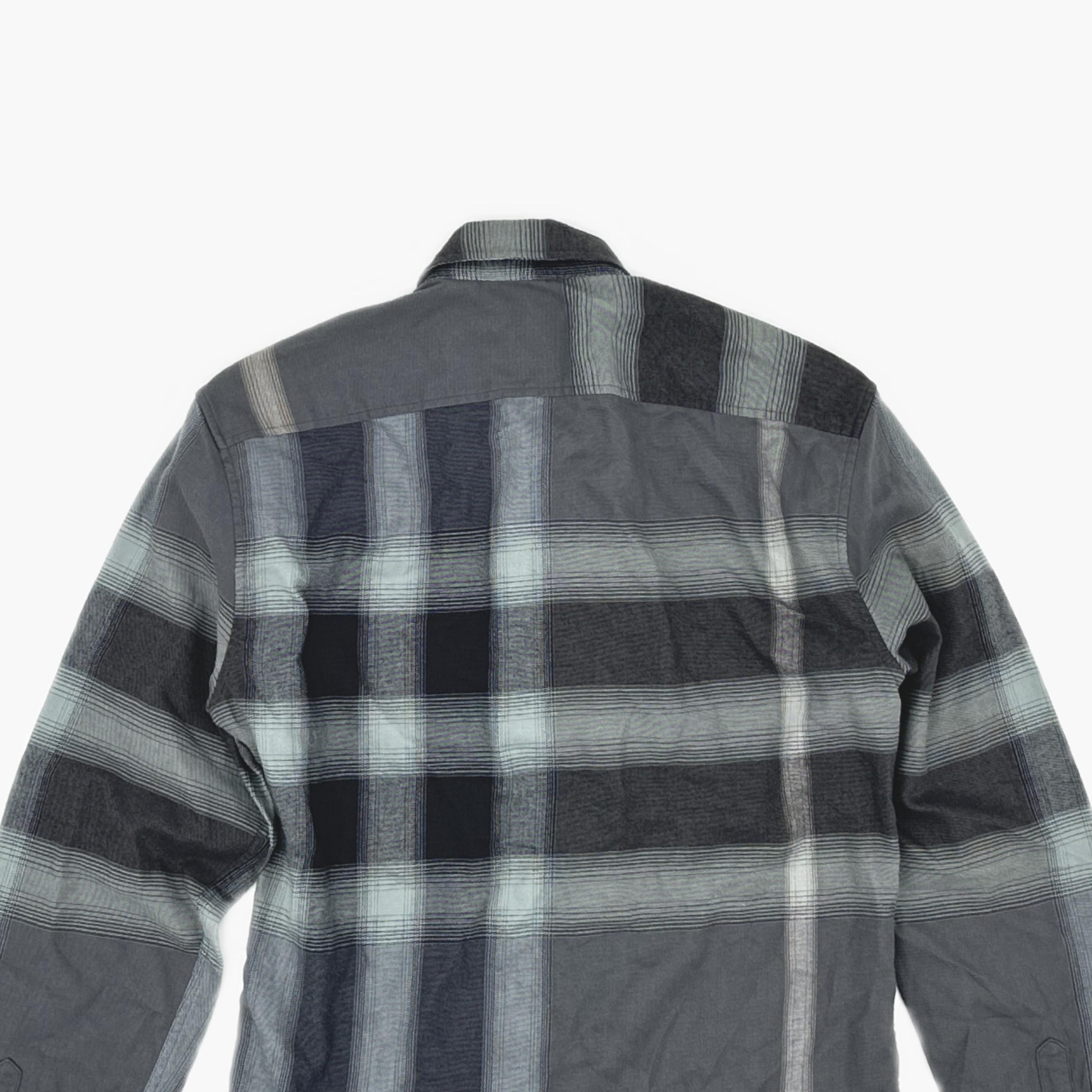 Burberry Burberry Brit Gray Plaid Button Up Shirt Size XS Size US XS / EU 42 / 0 - 3 Thumbnail