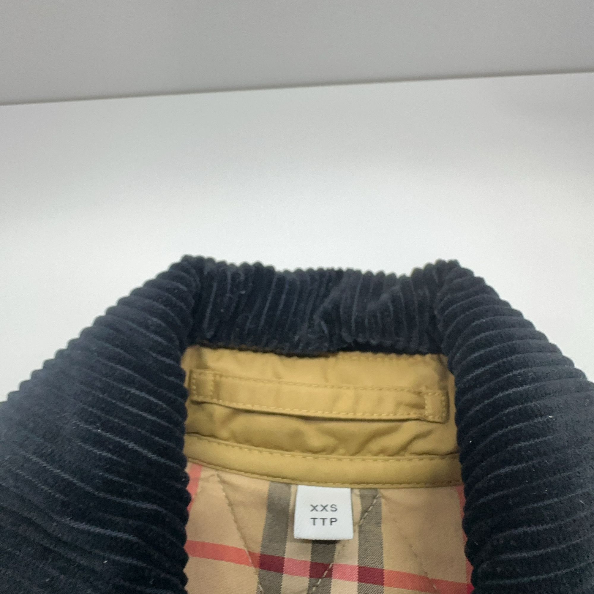 Burberry Burberry Diamond Quilted Jacket XXS Size XXS / US 00 / IT 34 - 3 Thumbnail