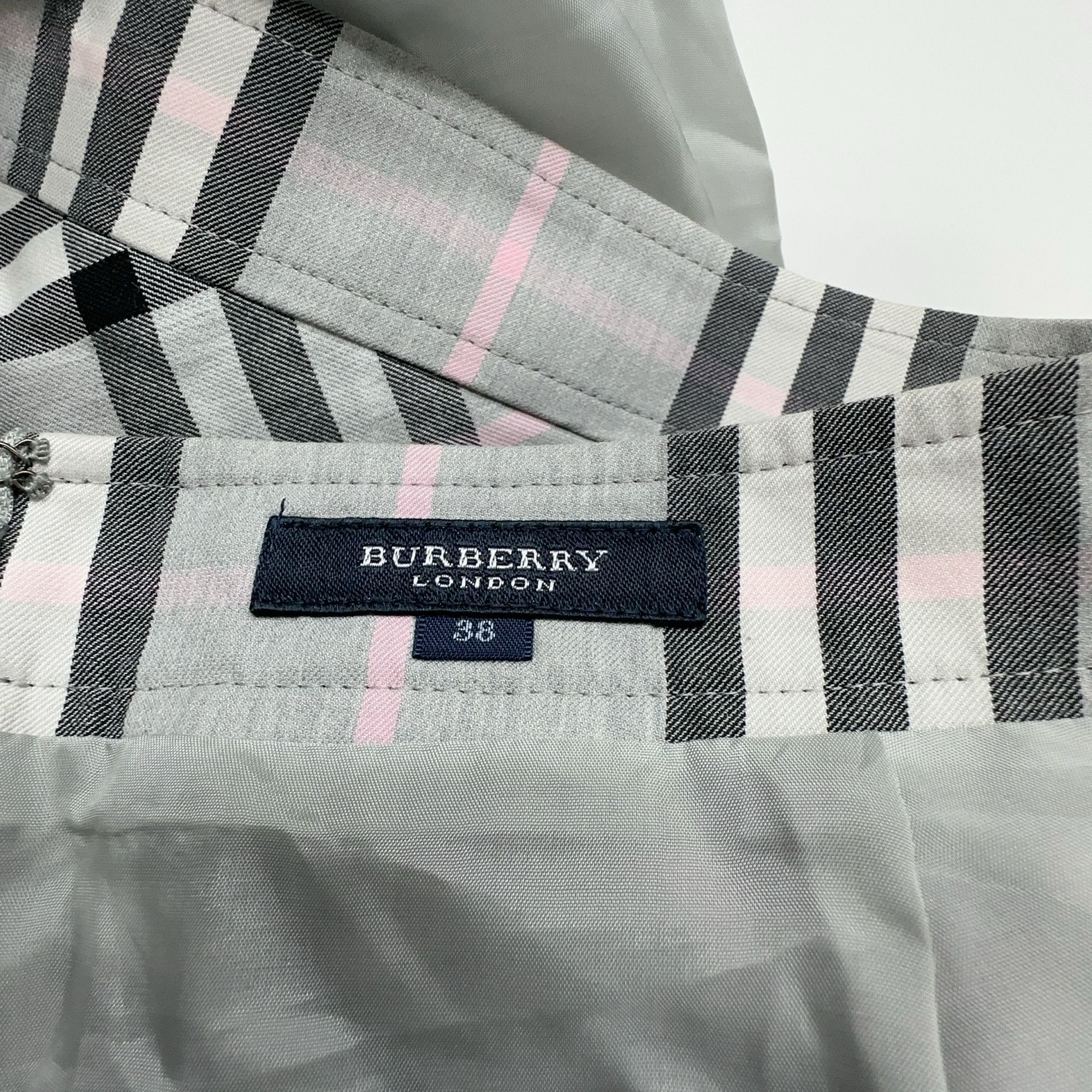 Burberry Burberry Gray Checkered Midi Skirt Size 38 Size 26" / US 2 / IT 38 - 4 Thumbnail