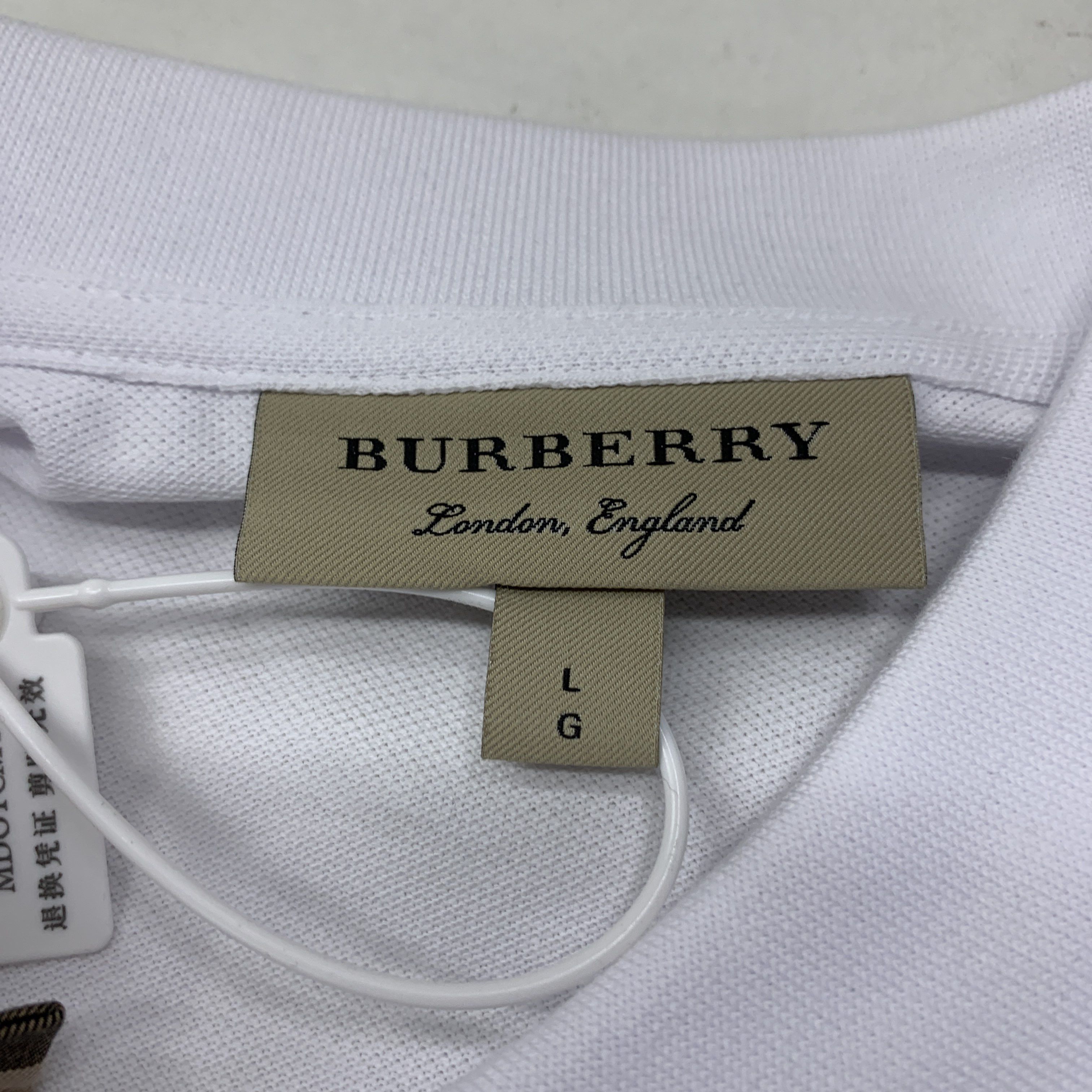 Burberry Burberry Logo Polo Shirt Size L Size US L / EU 52-54 / 3 - 3 Thumbnail