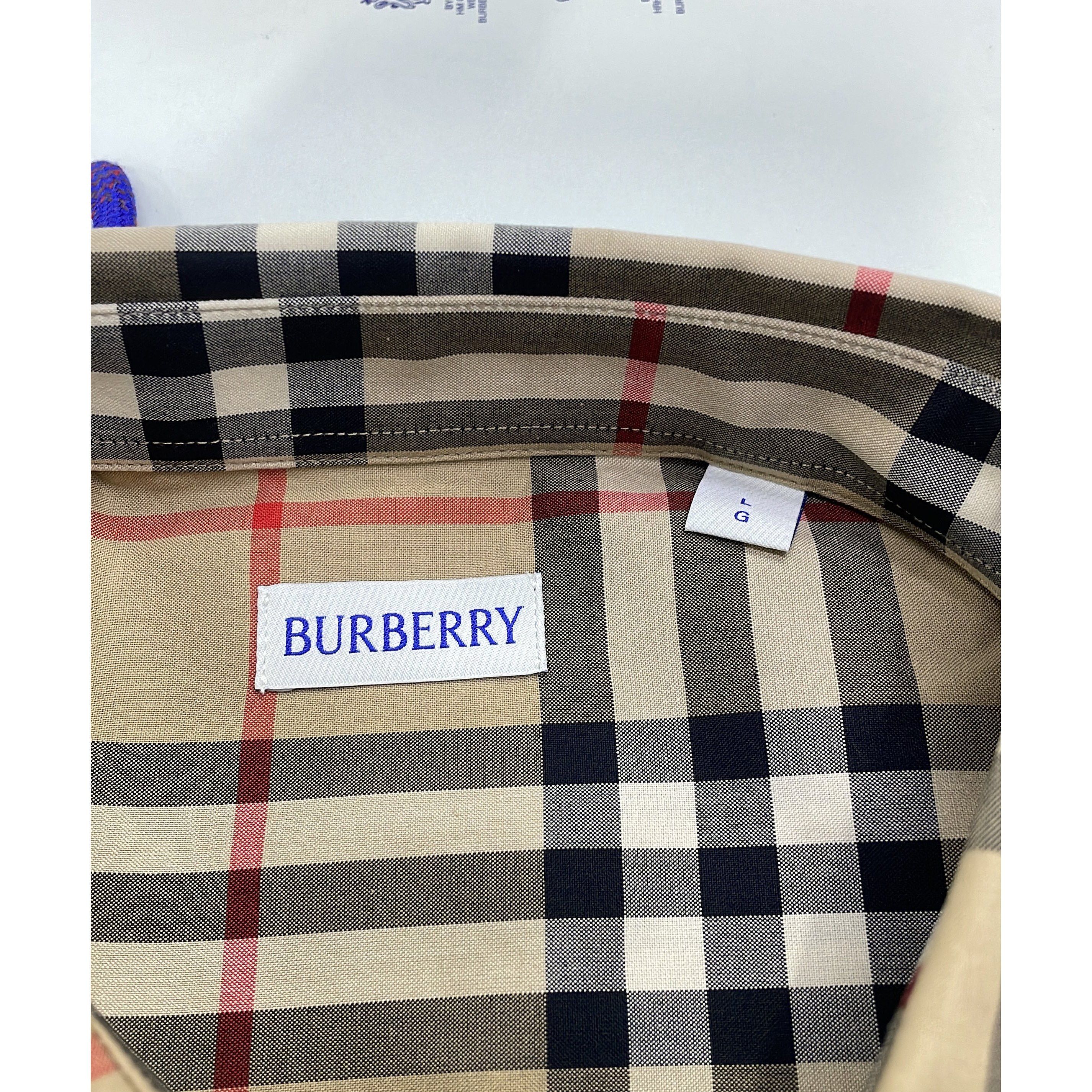 Burberry Burberry Check Long Sleeve Button Up Shirt Size L Size US L / EU 52-54 / 3 - 6 Thumbnail