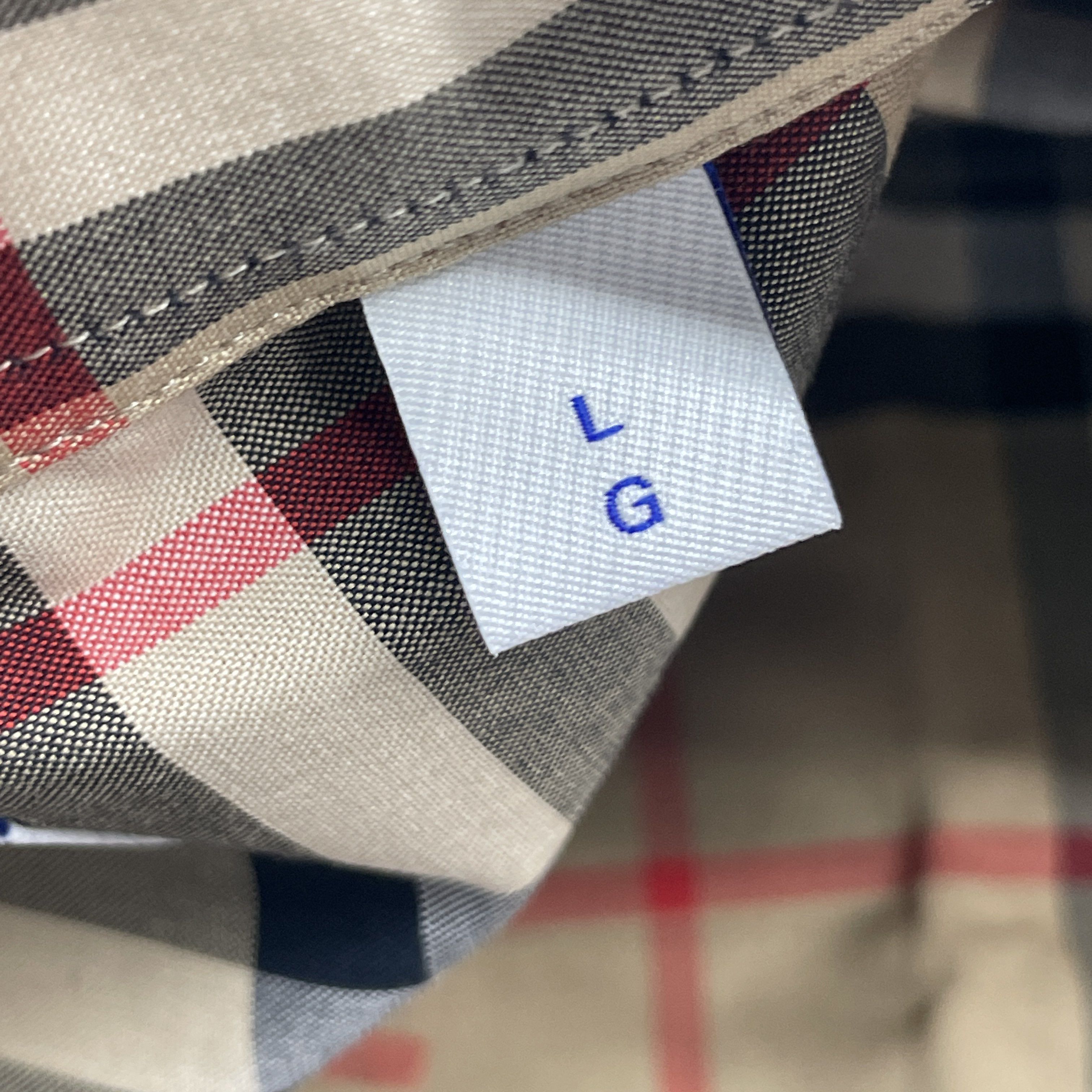 Burberry Burberry Check Long Sleeve Button Up Shirt Size L Size US L / EU 52-54 / 3 - 5 Thumbnail