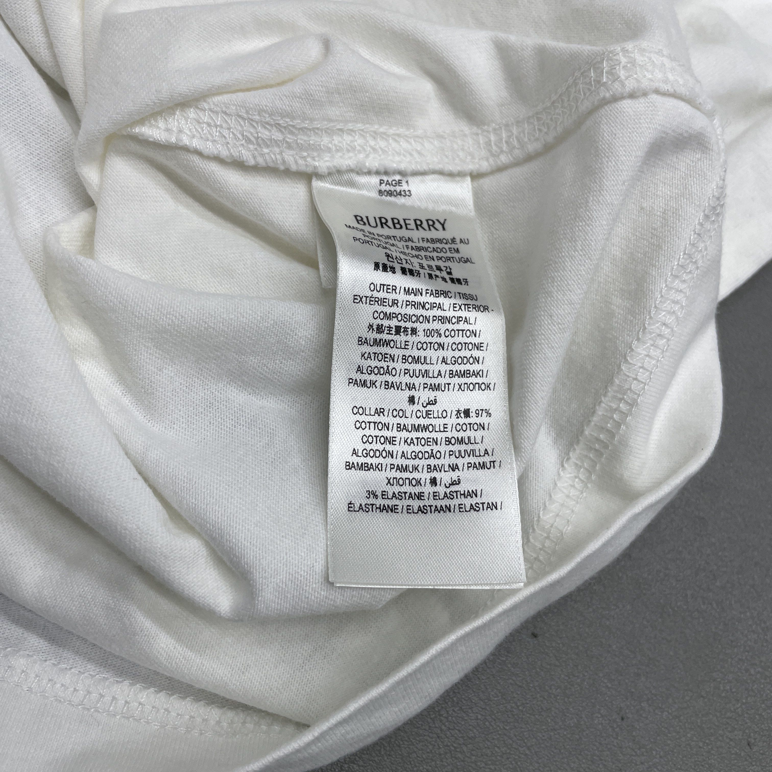 Burberry Burberry Equestrian Knight Logo T-Shirt XL Size US XL / EU 56 / 4 - 4 Thumbnail