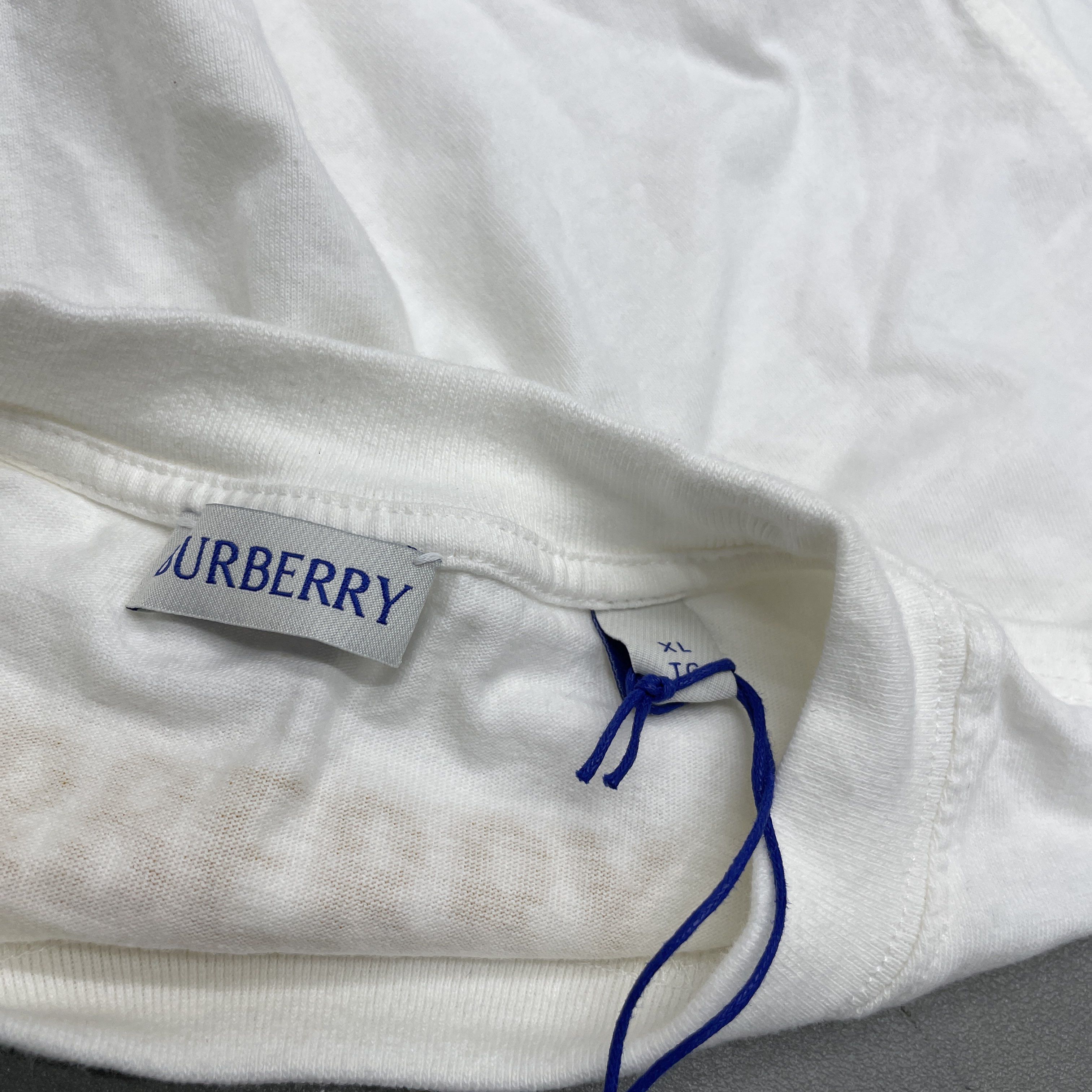 Burberry Burberry Equestrian Knight Logo T-Shirt XL Size US XL / EU 56 / 4 - 3 Thumbnail