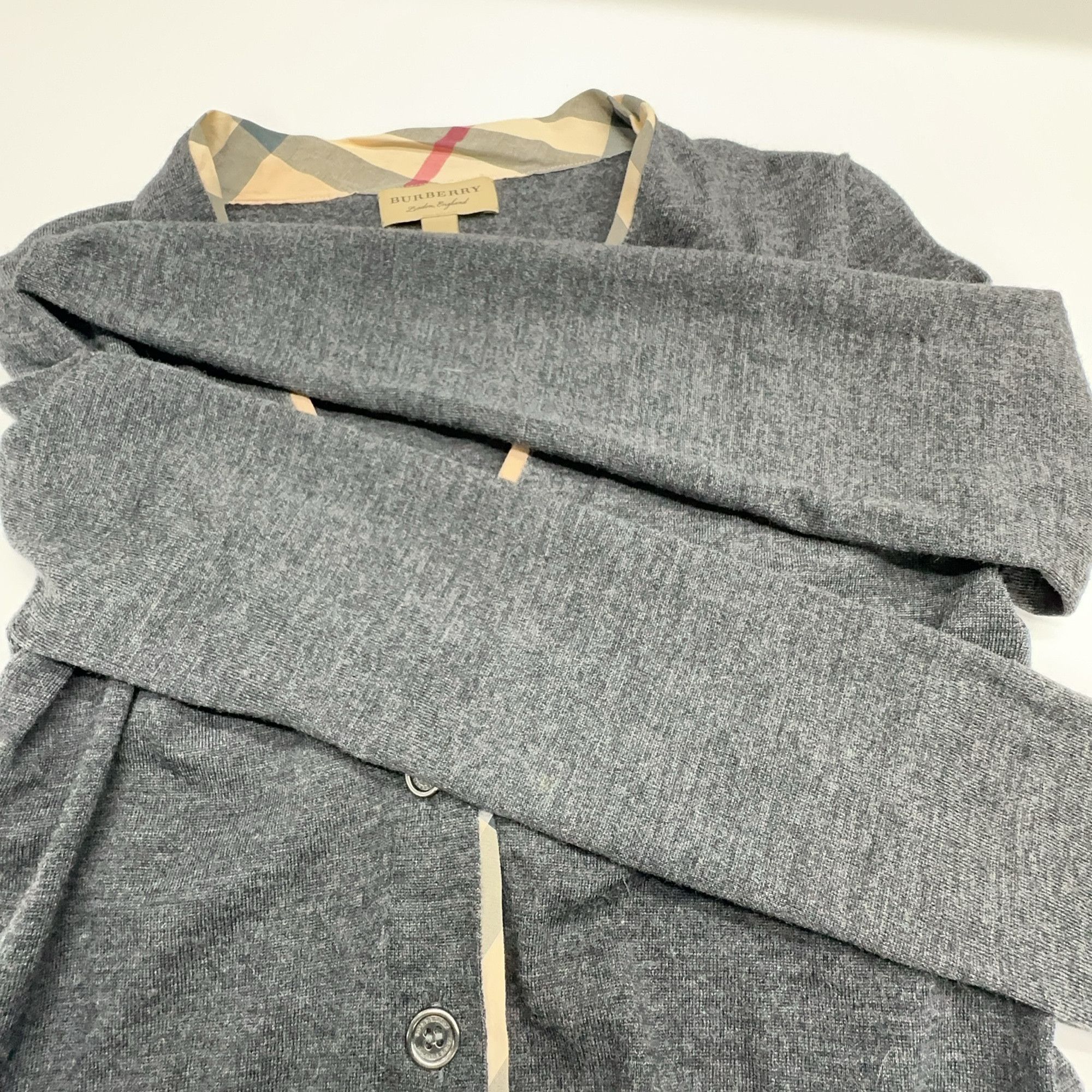 Burberry Burberry Check Trim Cardigan Size S Size S / US 4 / IT 40 - 5 Thumbnail