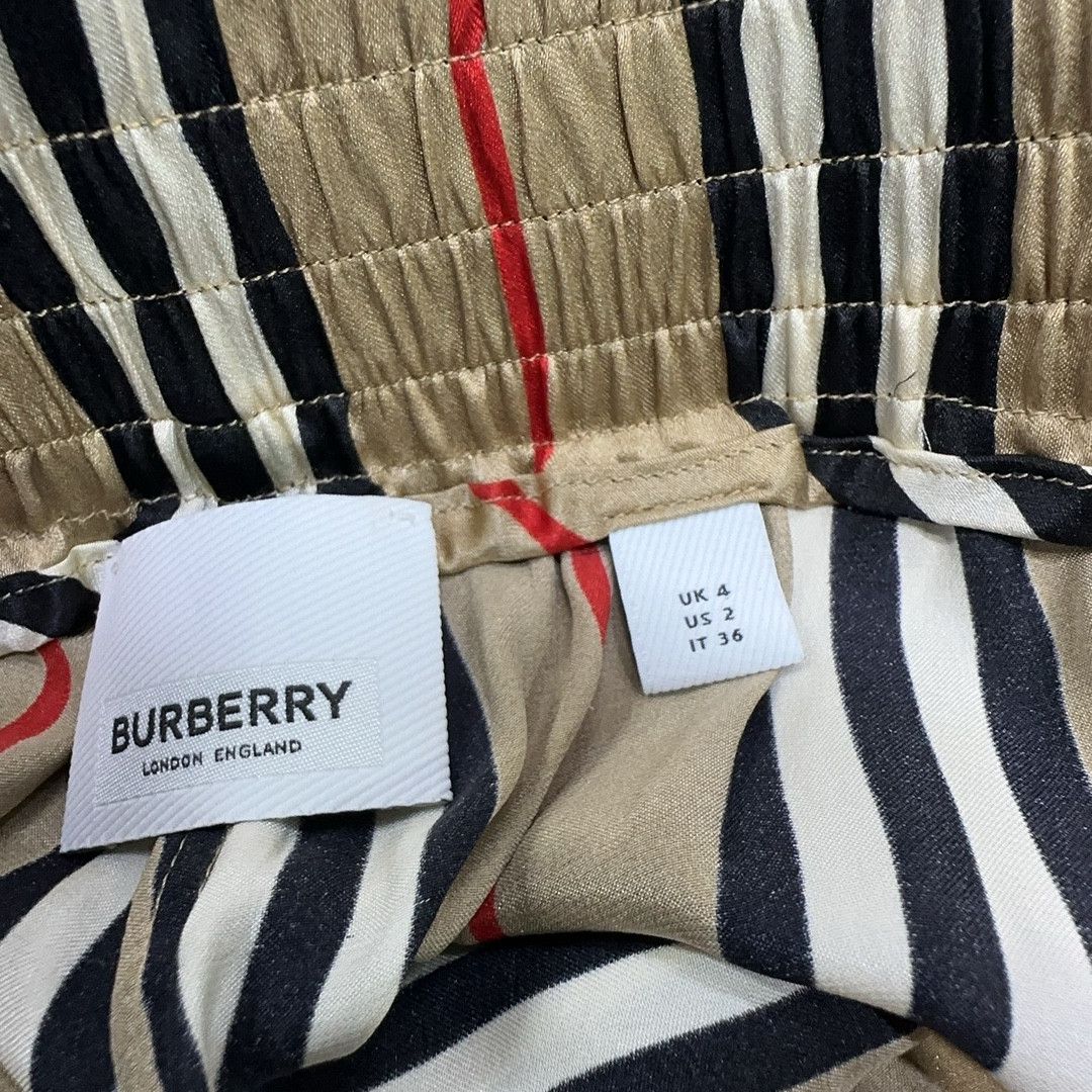 Burberry Burberry Icon Stripe Silk Shorts Size IT 36 Size 25" / US 0 / IT 36 - 4 Thumbnail