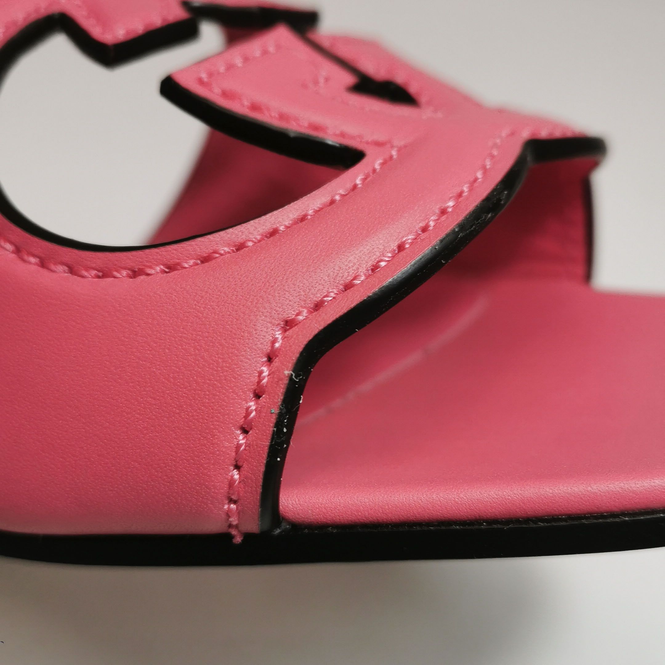 Gucci Gucci Women 6-5 Sandals Size US 6.5 / IT 36.5 - 7 Thumbnail