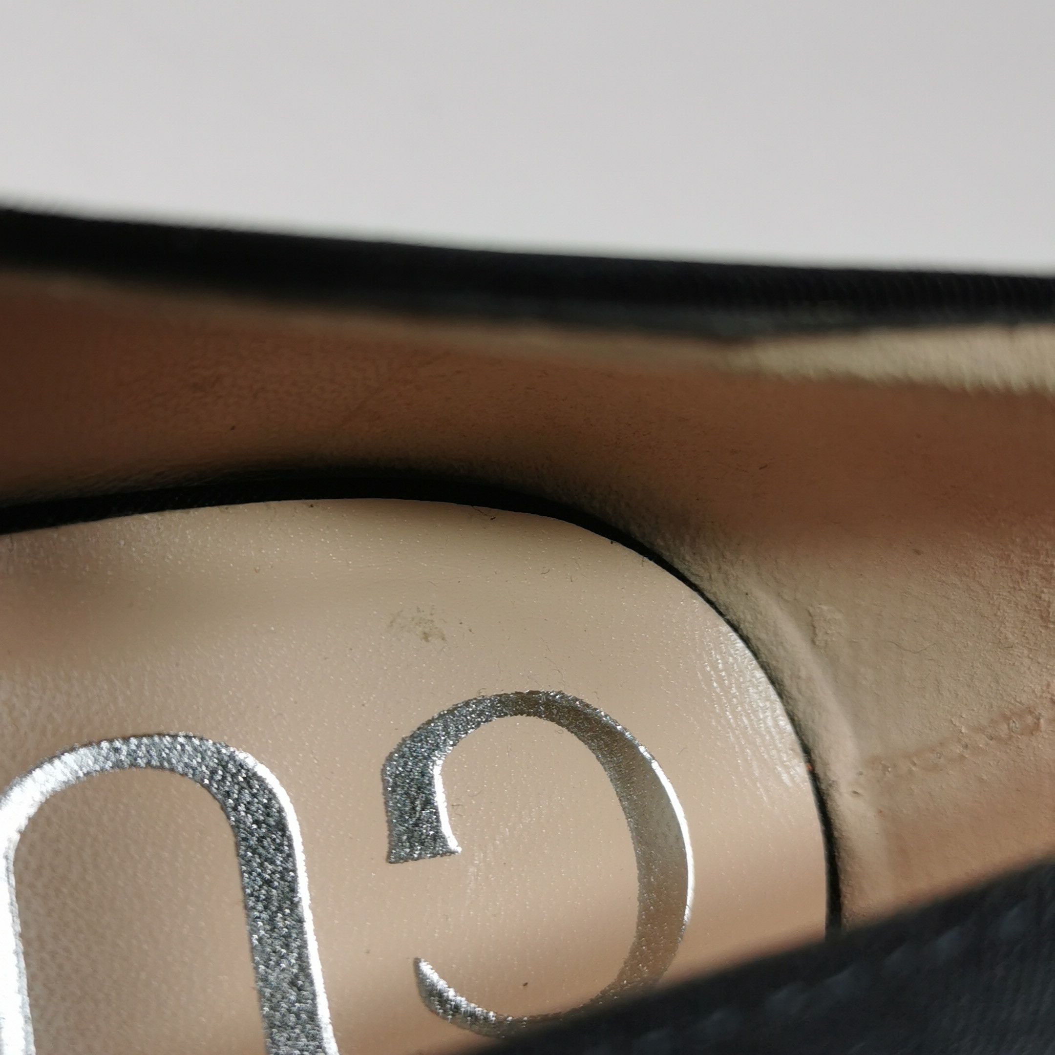 Gucci Gucci Women 5-5 Flats Size US 5.5 / IT 35.5 - 8 Thumbnail