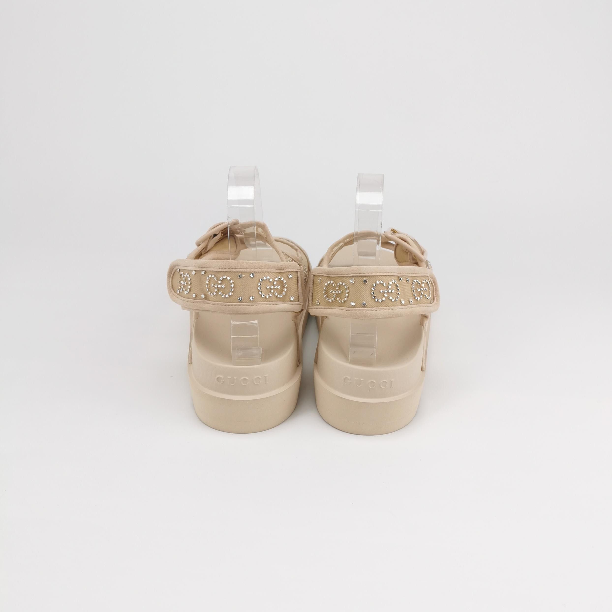 Gucci Gucci Women 10 Sandals Size US 10 / IT 40 - 4 Thumbnail