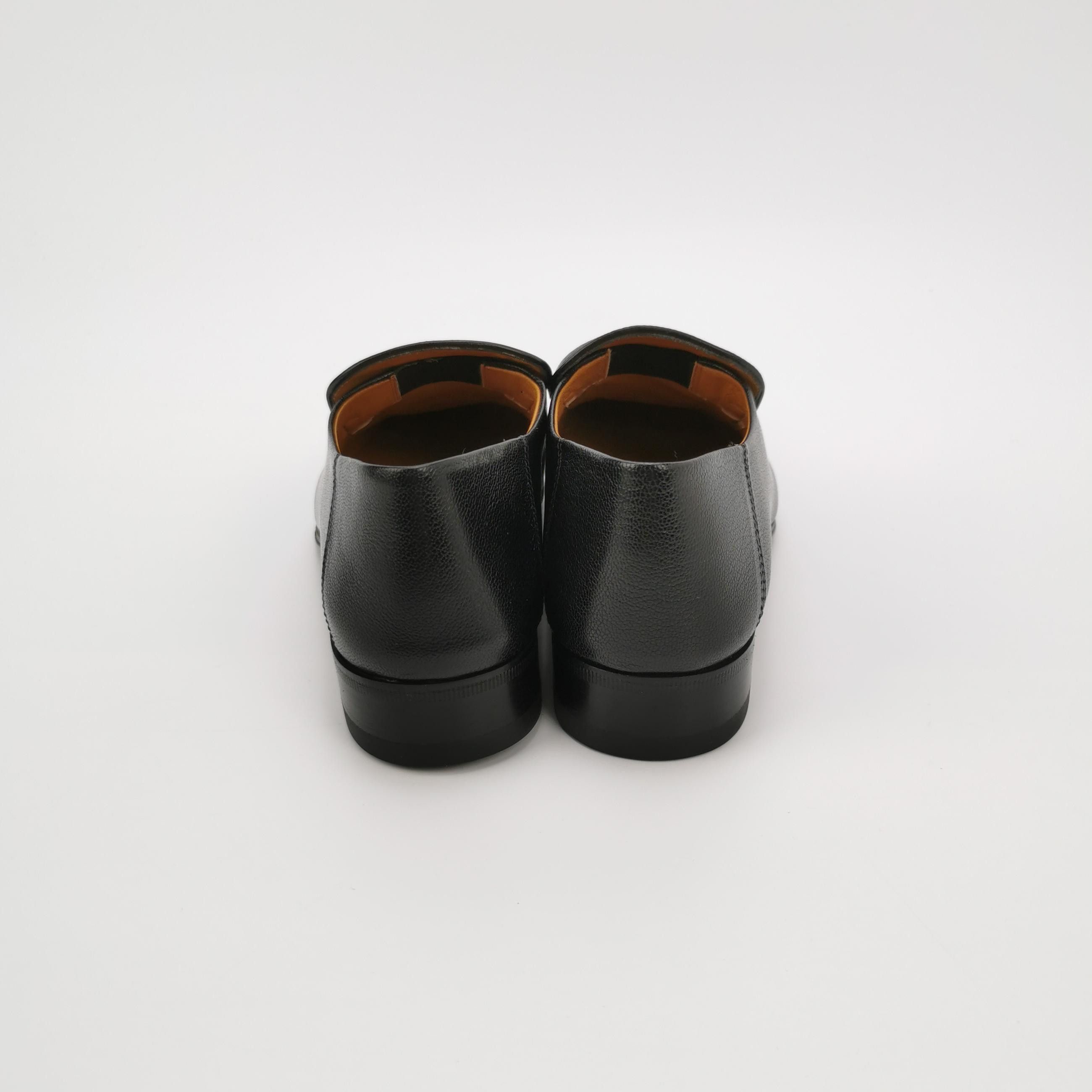 Gucci Gucci Women 6-5 Flats Size US 6.5 / IT 36.5 - 4 Thumbnail