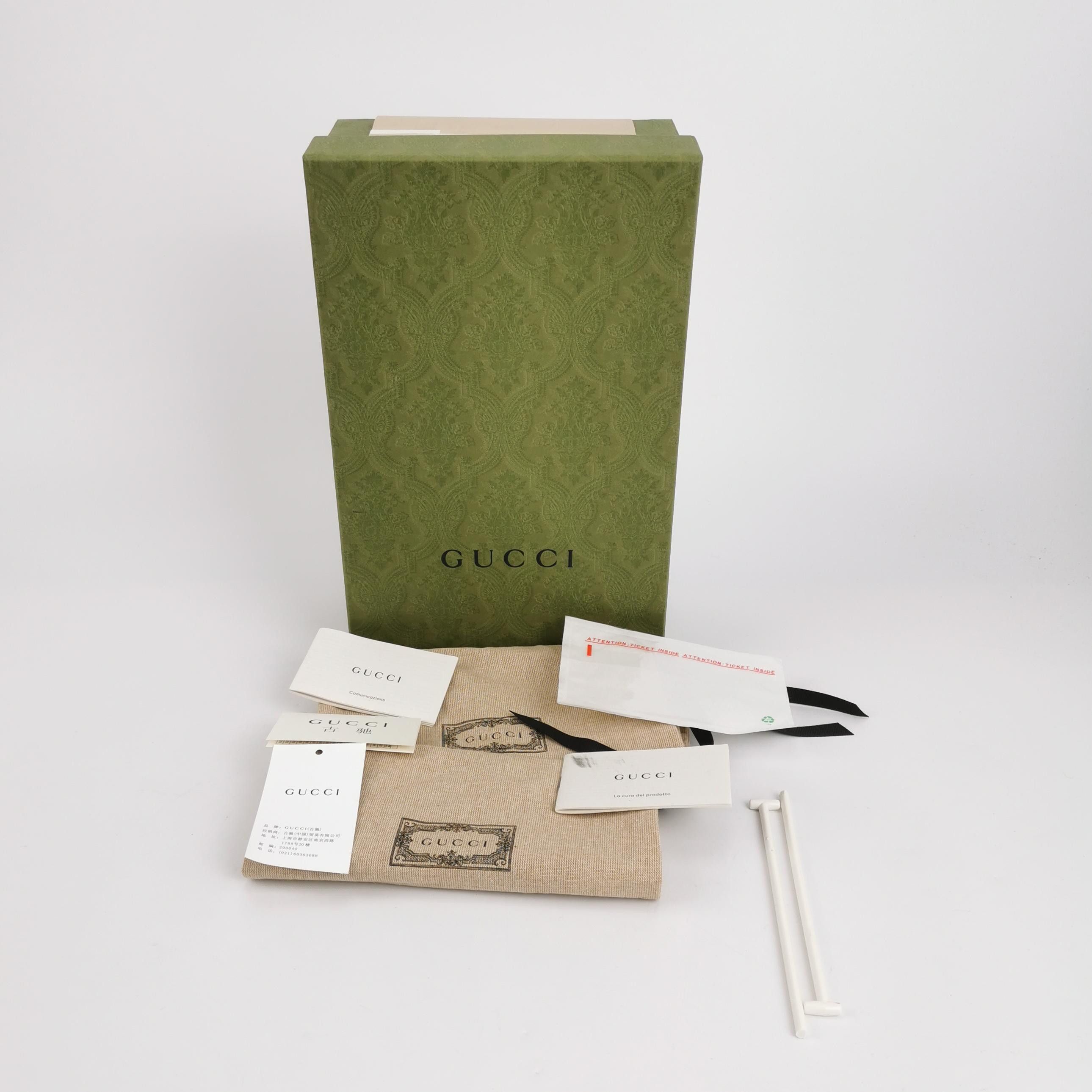 Gucci Gucci Women 6-5 Flats Size US 6.5 / IT 36.5 - 6 Thumbnail