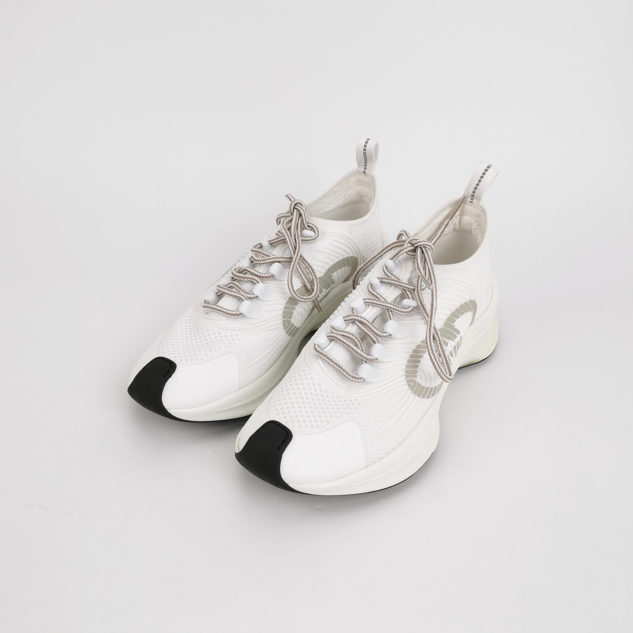 Gucci Gucci Women 6-5 Lowtop Sneakers Size US 6.5 / IT 36.5 - 2 Thumbnail