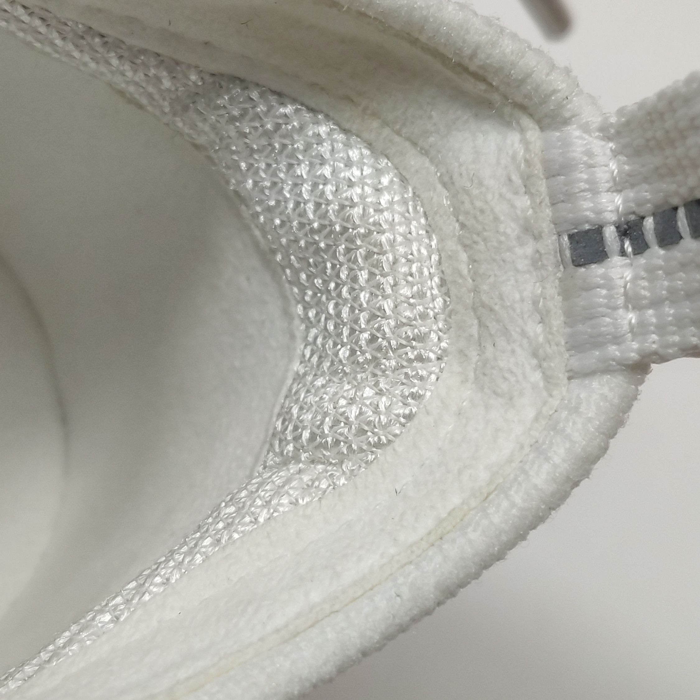 Gucci Gucci Women 6-5 Lowtop Sneakers Size US 6.5 / IT 36.5 - 9 Thumbnail