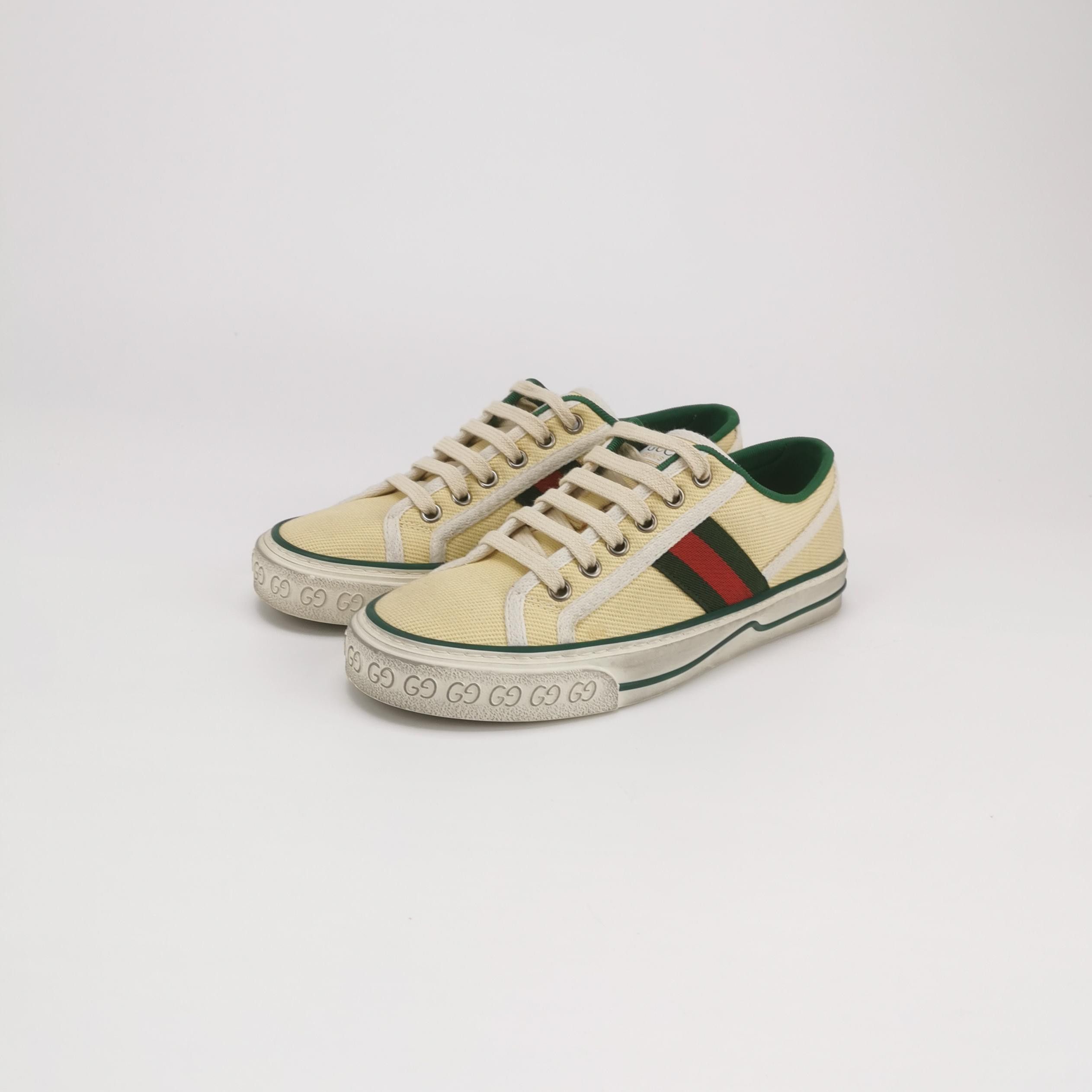 Gucci Gucci Women 6 Lowtop Sneakers Size US 6 / IT 36 - 2 Thumbnail