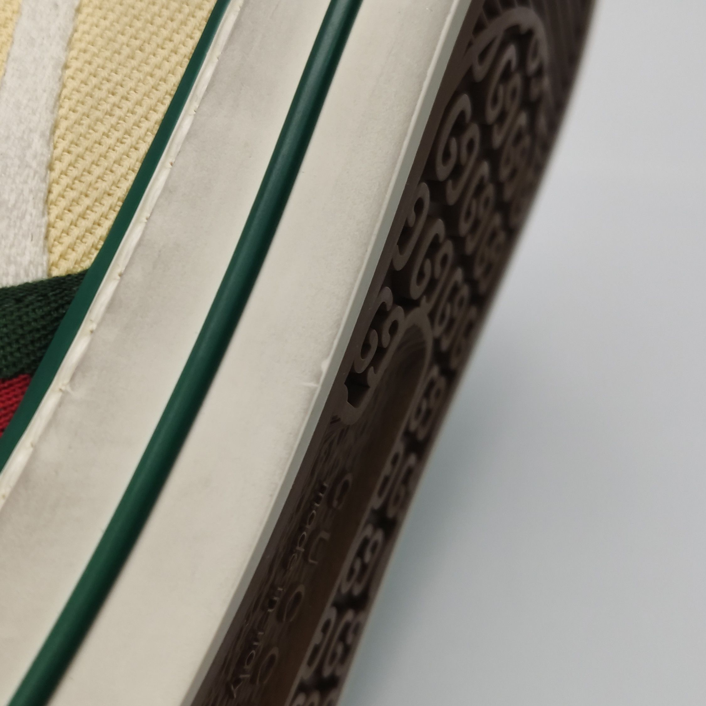 Gucci Gucci Women 6 Lowtop Sneakers Size US 6 / IT 36 - 8 Thumbnail