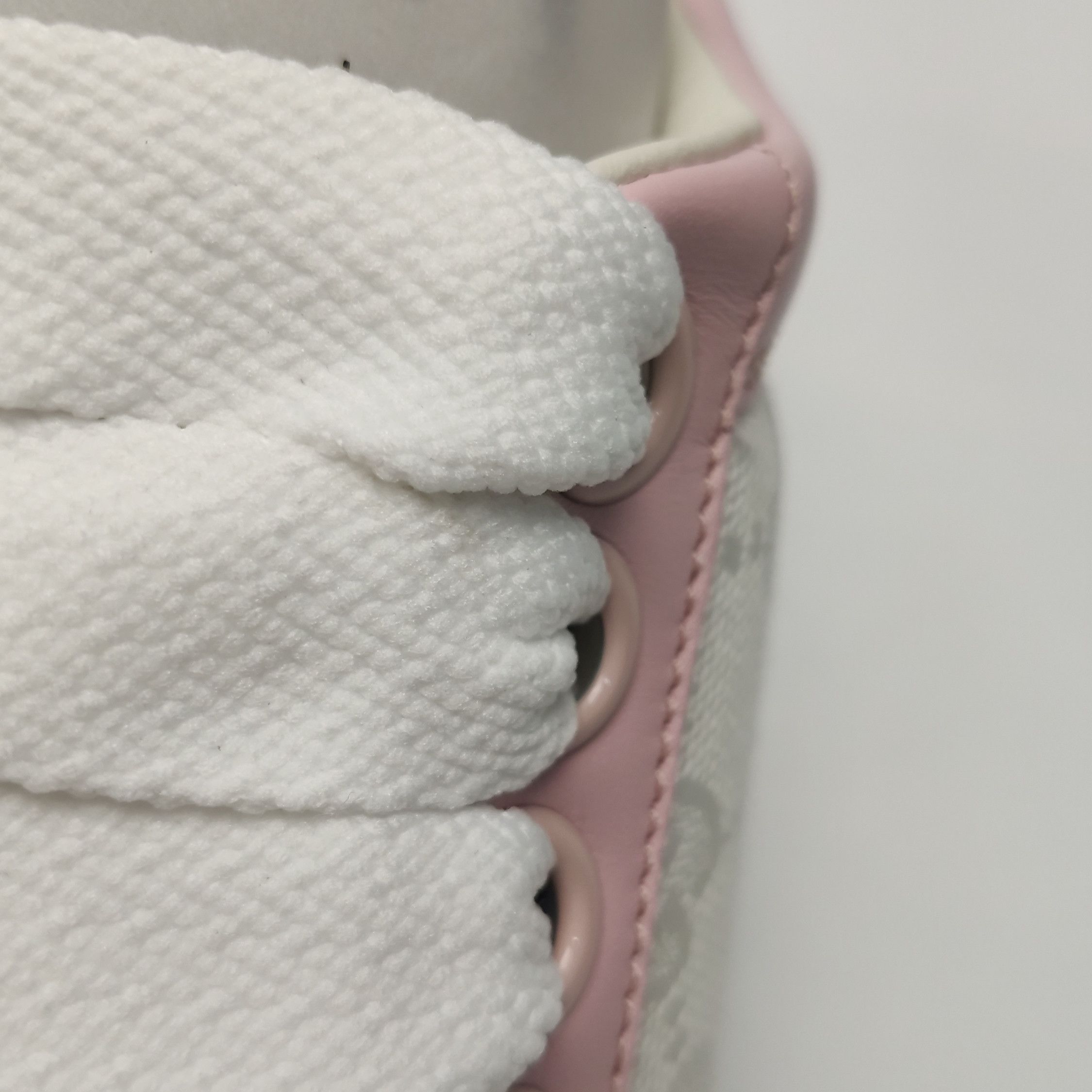 Gucci Gucci Women 7 Lowtop Sneakers Size US 7 / IT 37 - 7 Thumbnail